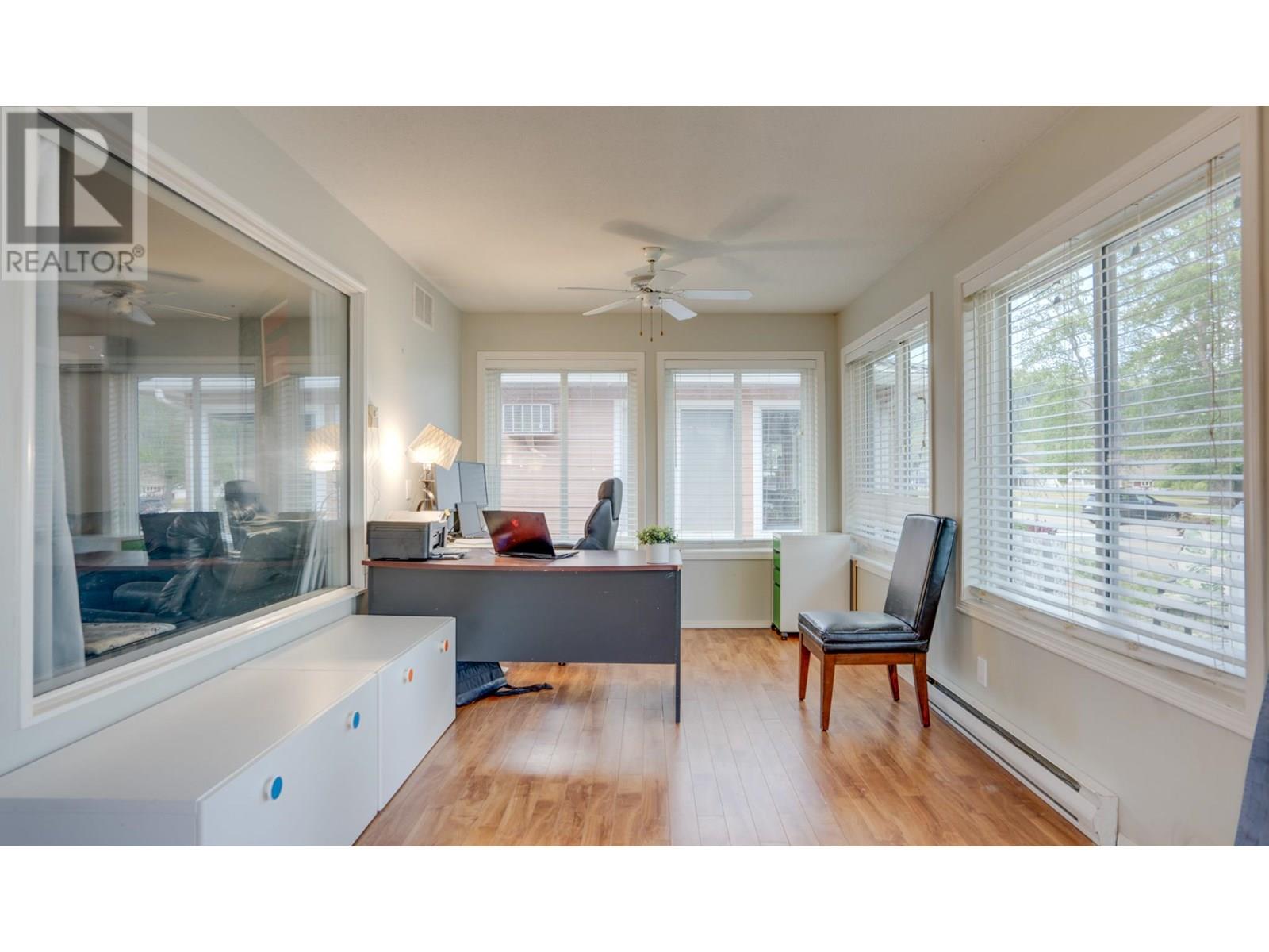 15 Lakeshore Drive, Vernon