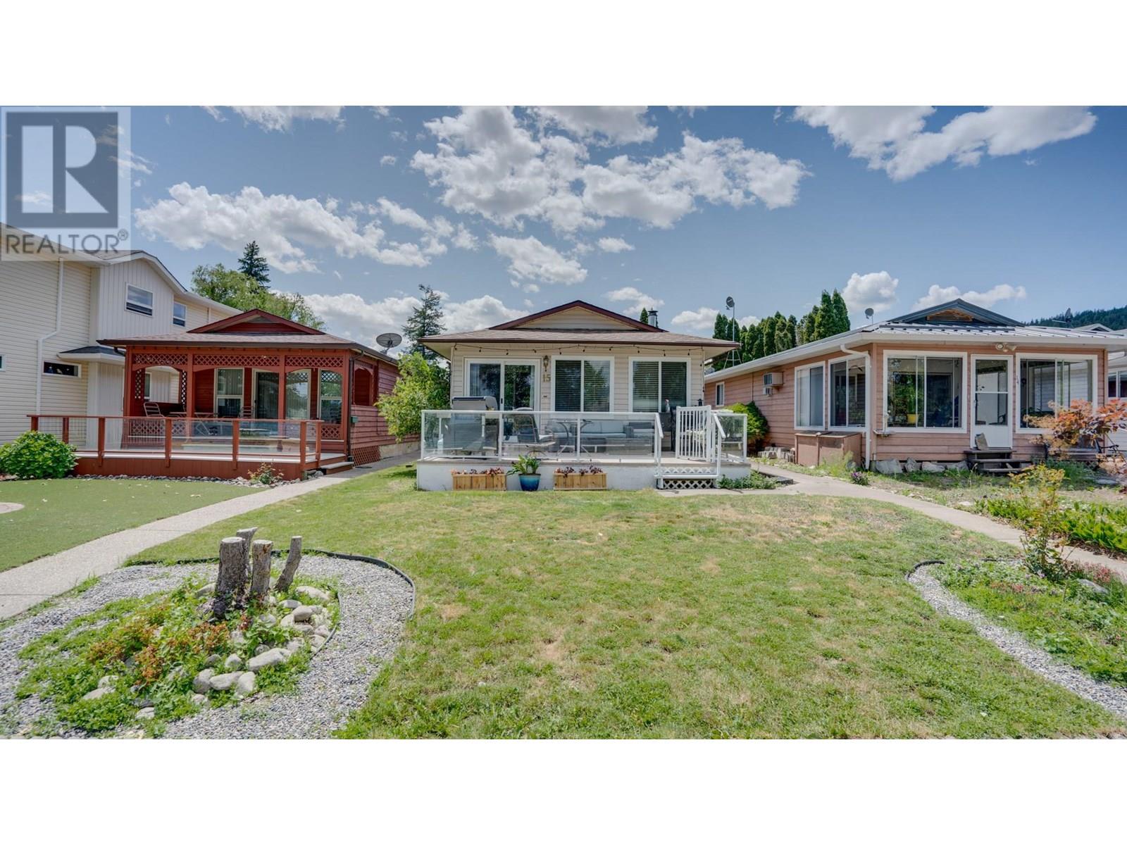 15 Lakeshore Drive, Vernon