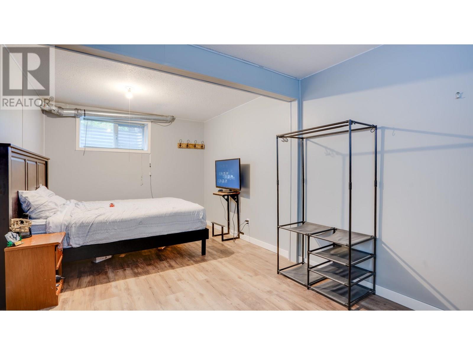 15 Lakeshore Drive, Vernon