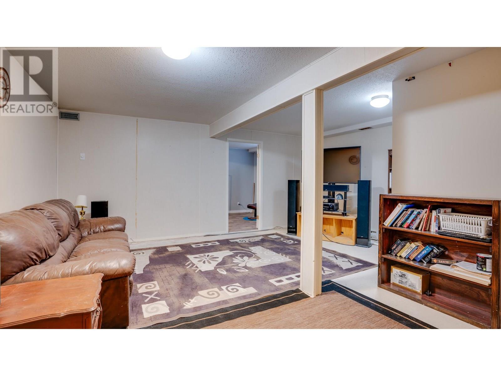 15 Lakeshore Drive, Vernon