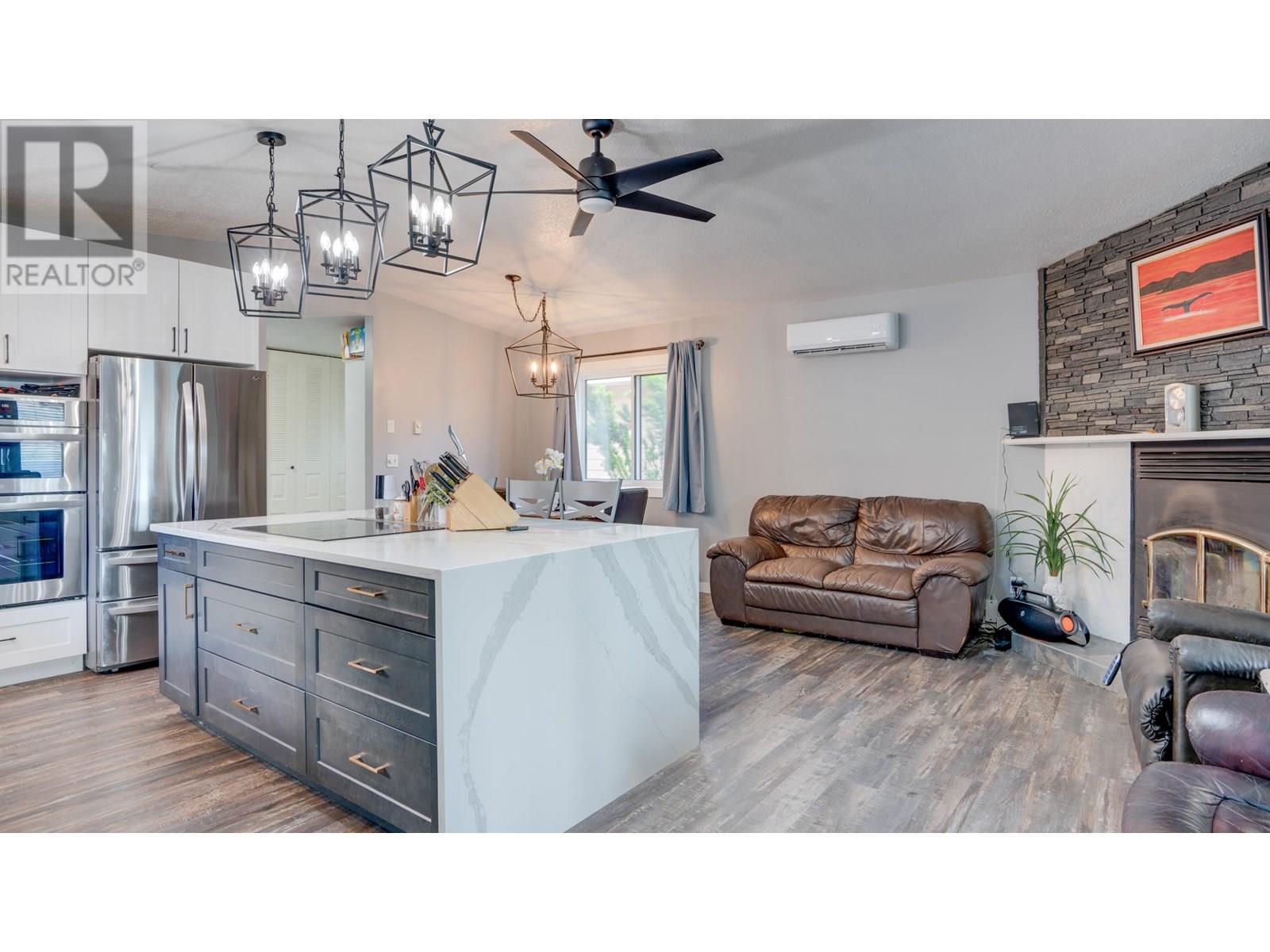 15 Lakeshore Drive, Vernon