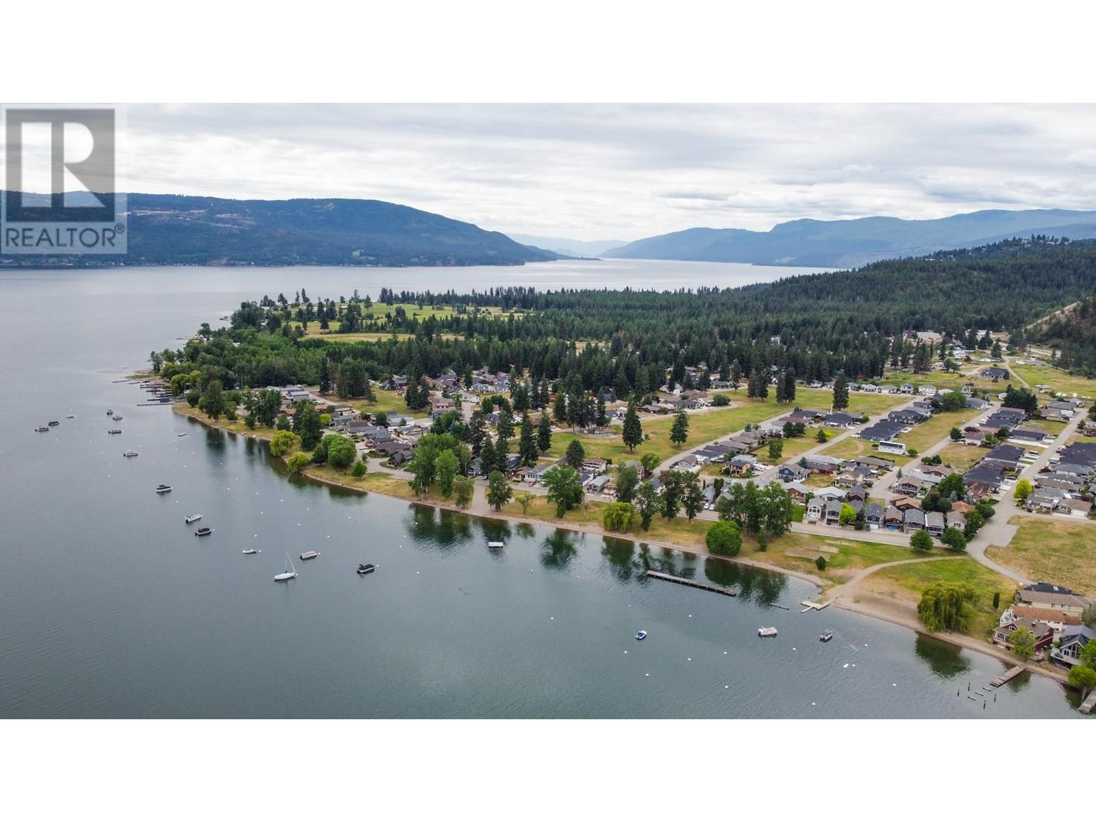 15 Lakeshore Drive, Vernon