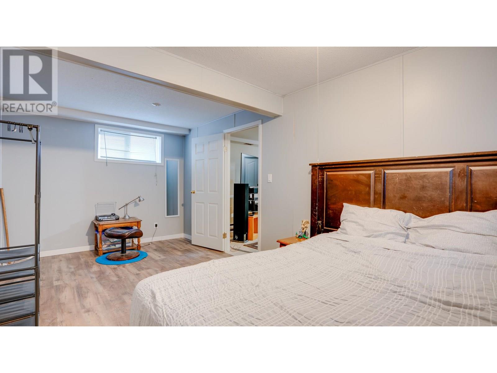 15 Lakeshore Drive, Vernon