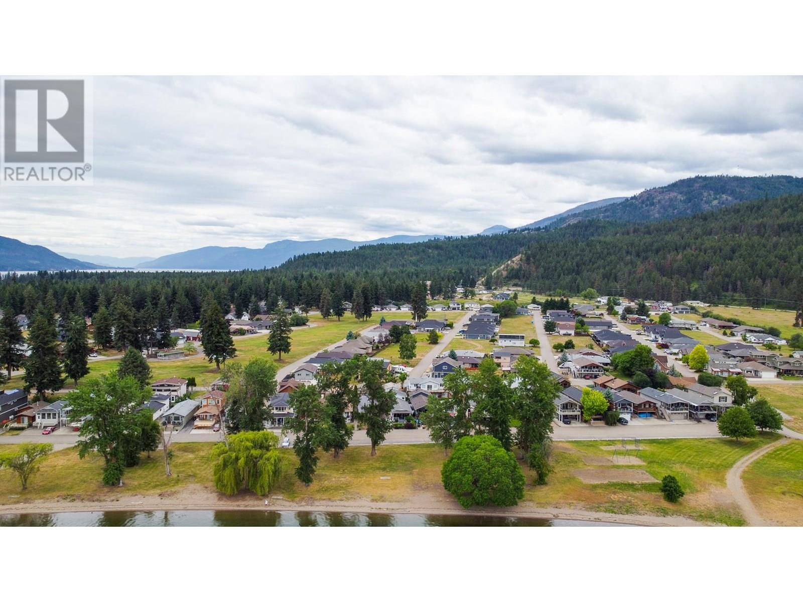 15 Lakeshore Drive, Vernon