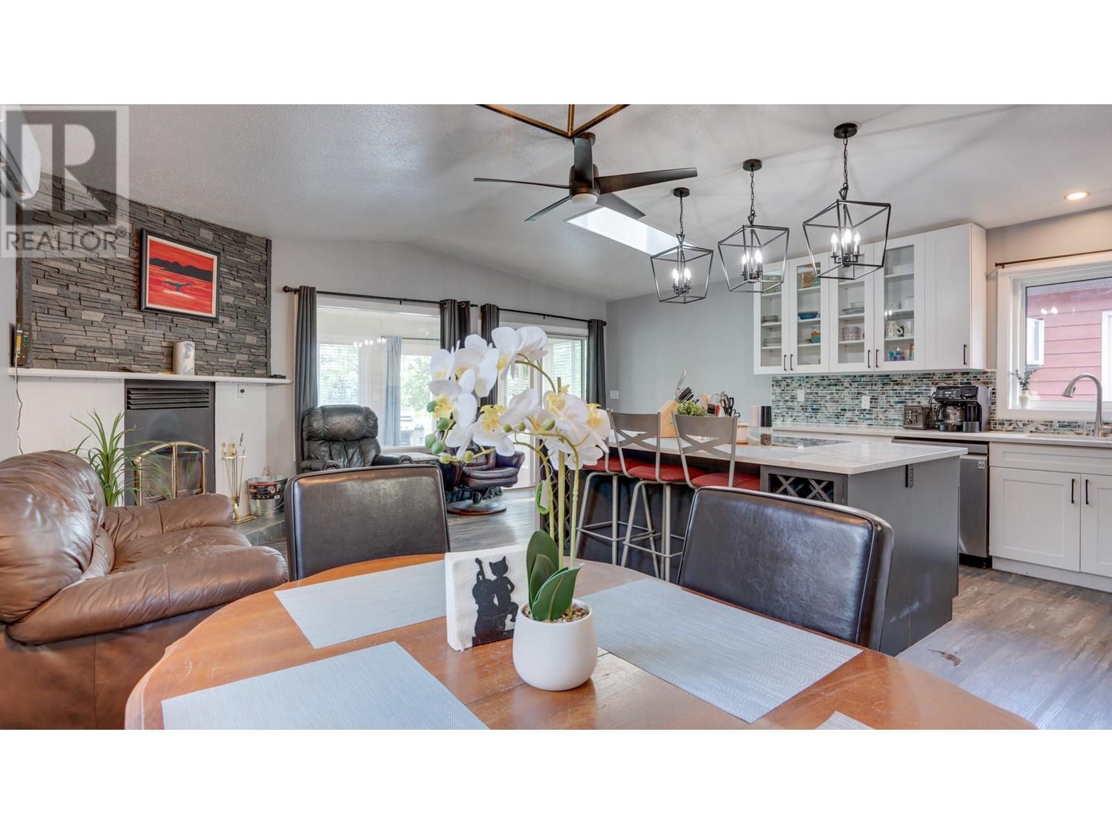 15 Lakeshore Drive, Vernon