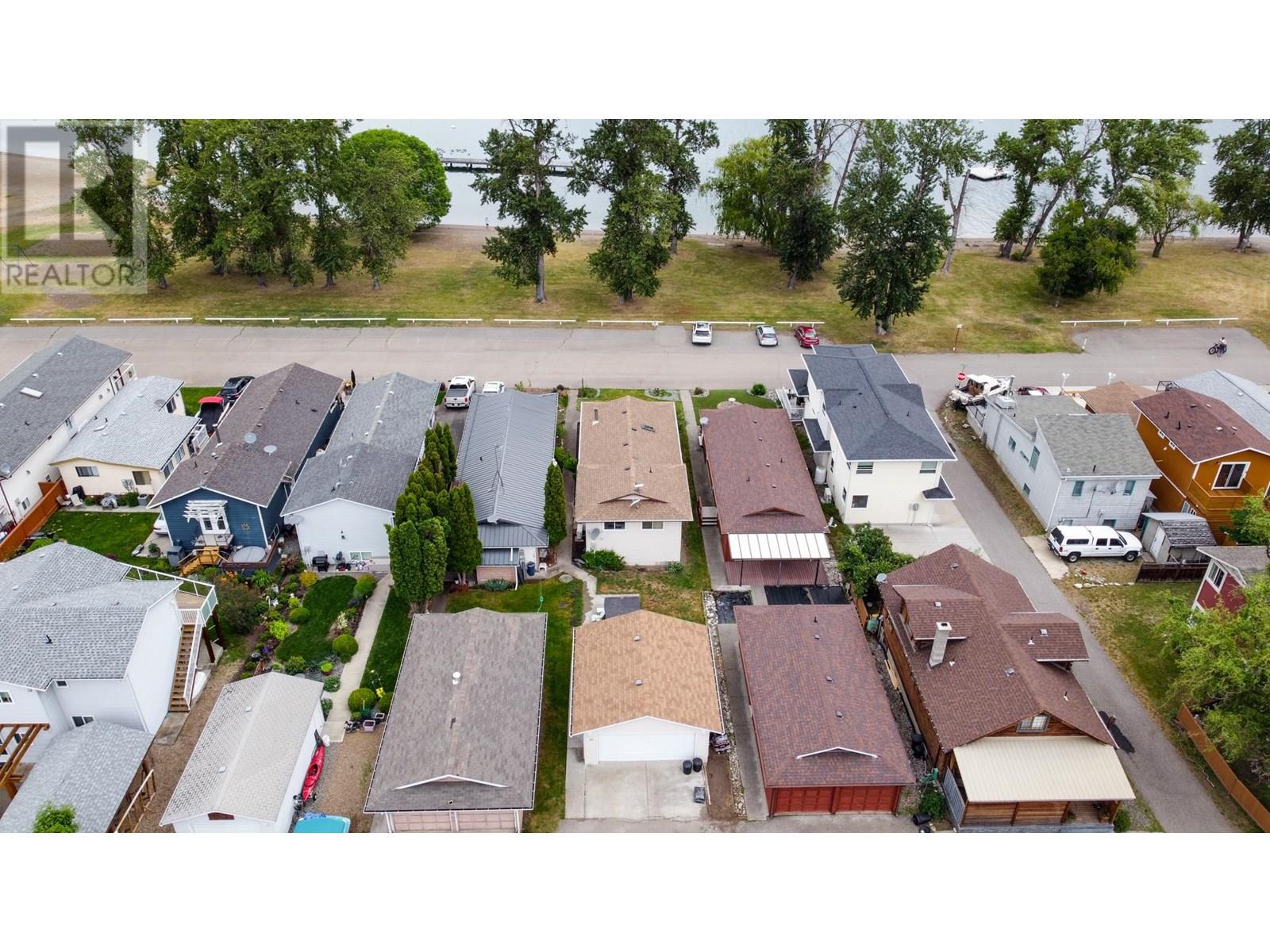 15 Lakeshore Drive, Vernon