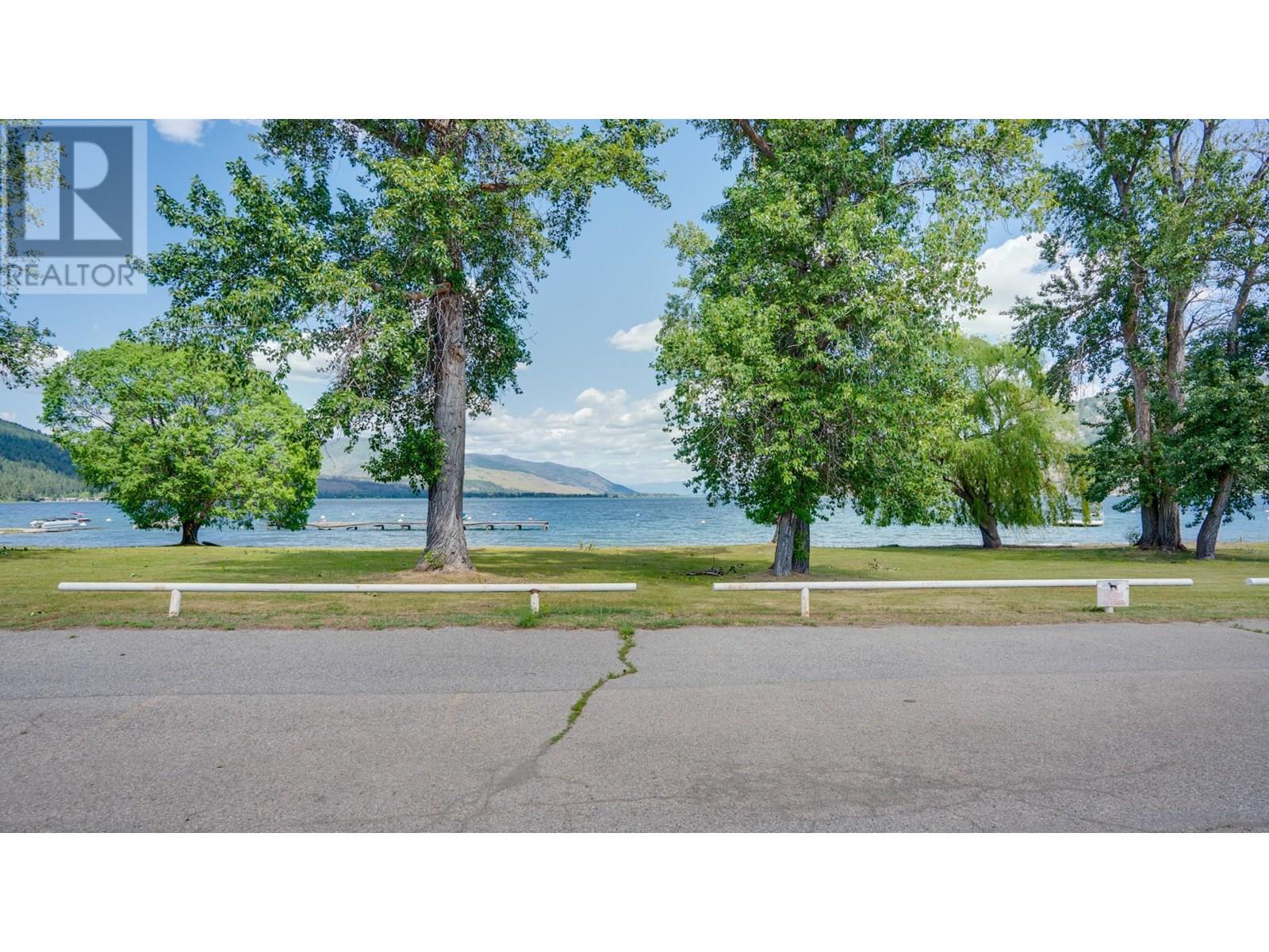 15 Lakeshore Drive, Vernon