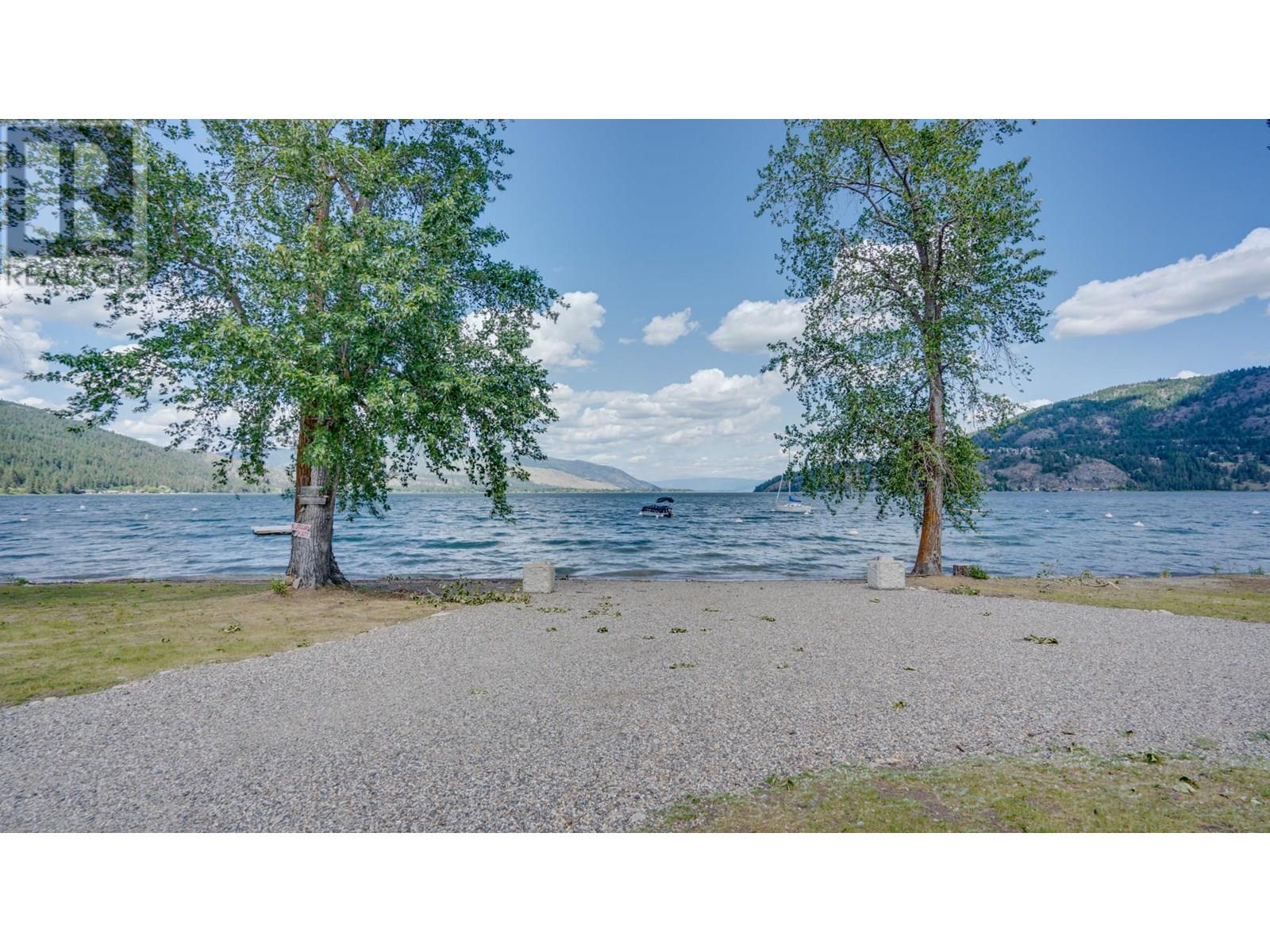 15 Lakeshore Drive, Vernon