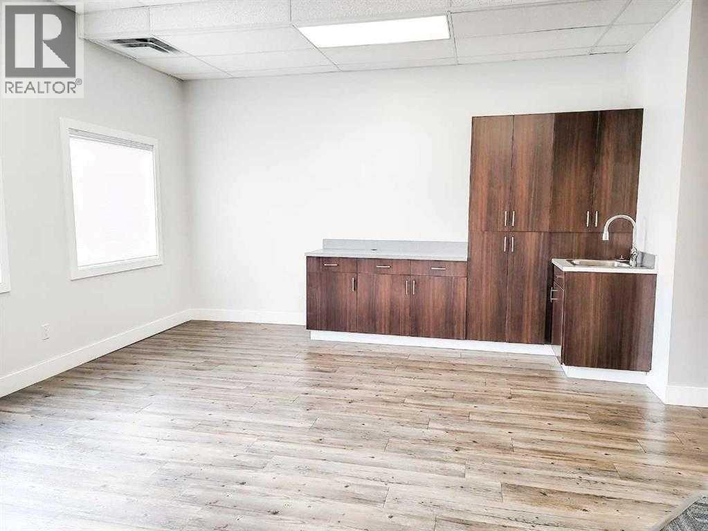Photo 13 of 9931 100 Avenue, Grande Prairie AB