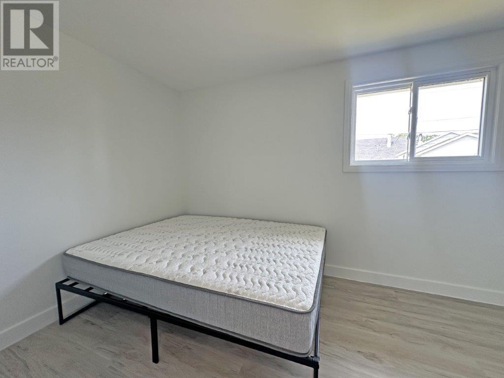 Photo 22 of 31 Laurier Ave, Terrace Bay ON