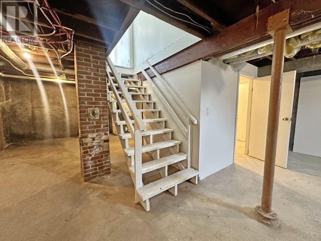 Photo 29 of 31 Laurier Ave, Terrace Bay ON