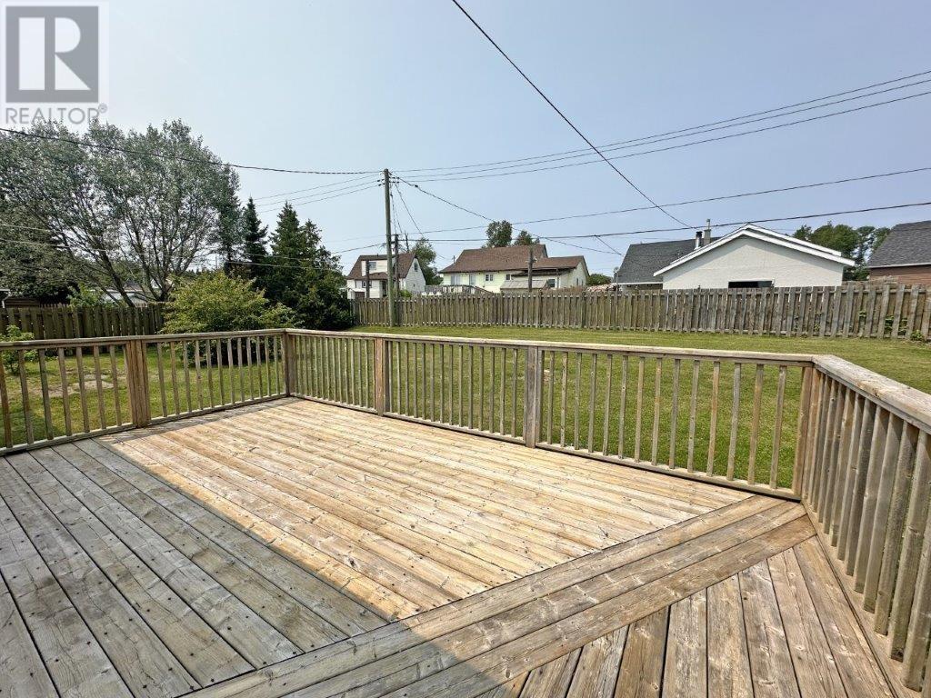 Photo 39 of 31 Laurier Ave, Terrace Bay ON