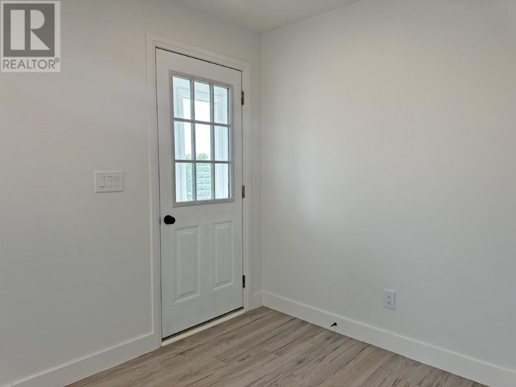 Photo 36 of 31 Laurier Ave, Terrace Bay ON