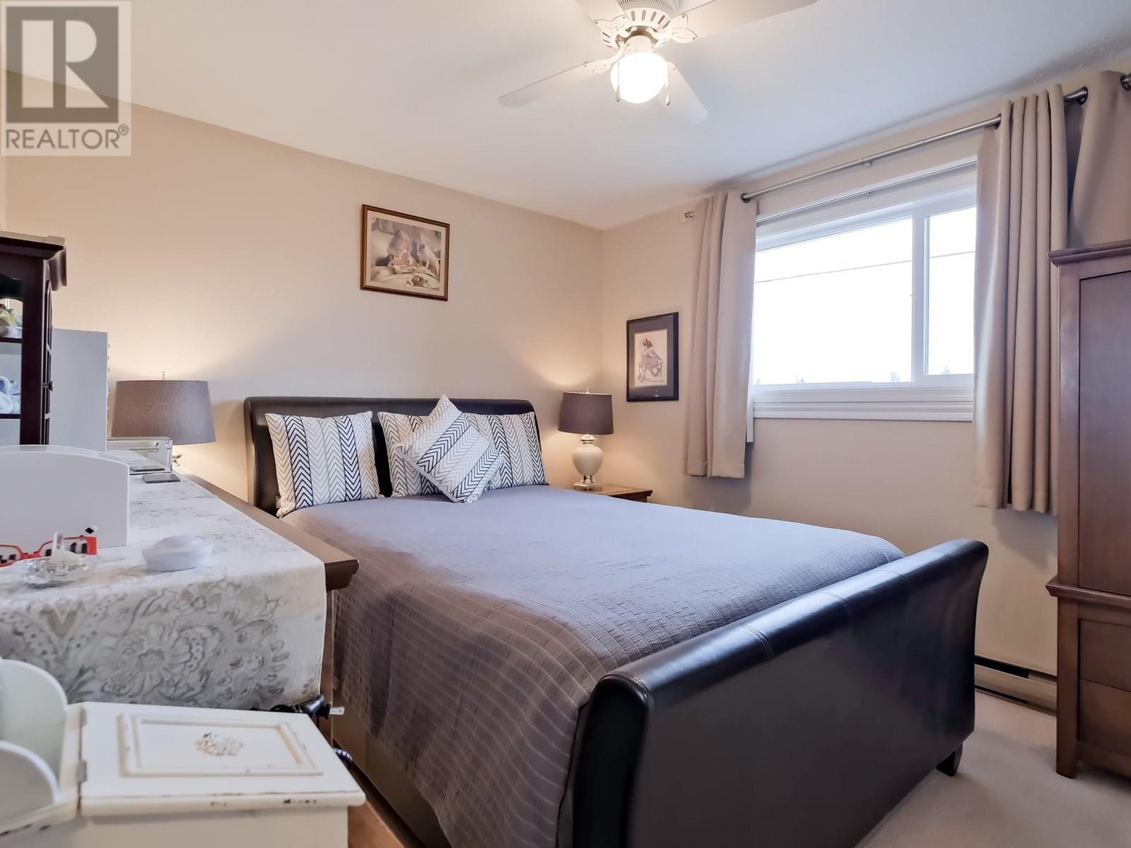 5882 Victoria Street, Peachland