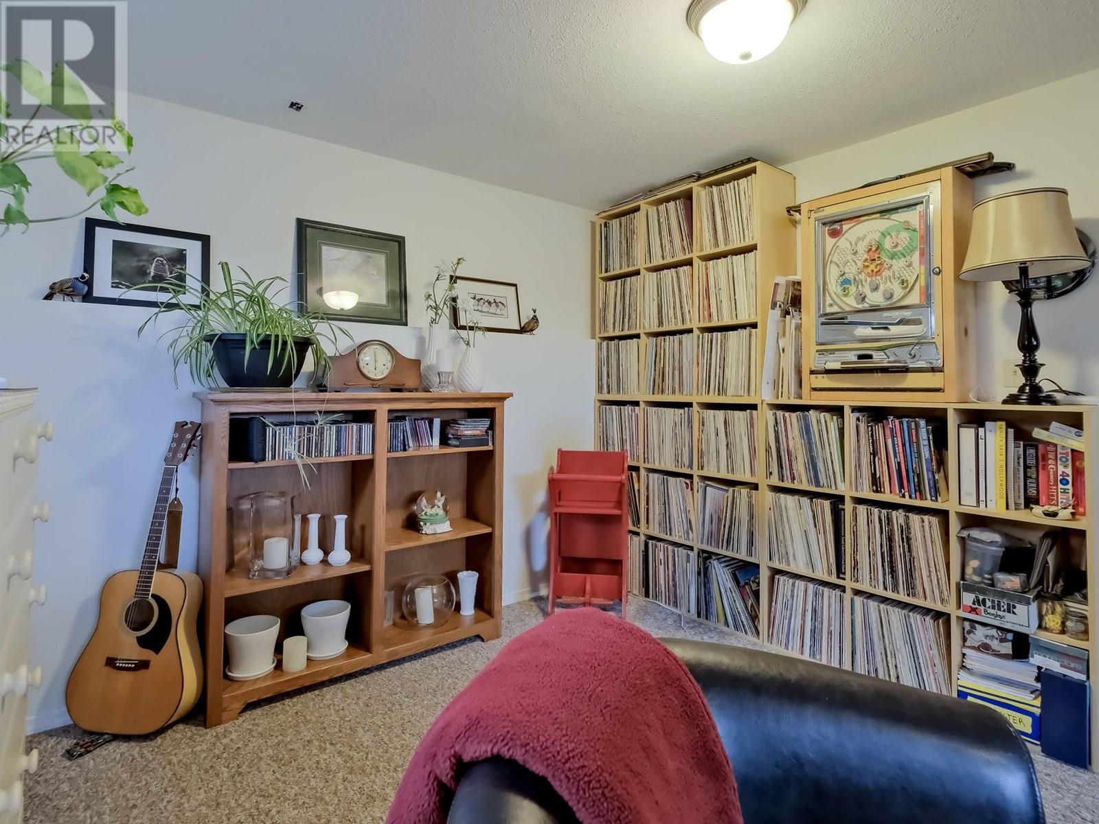  5882 Victoria Street, Peachland