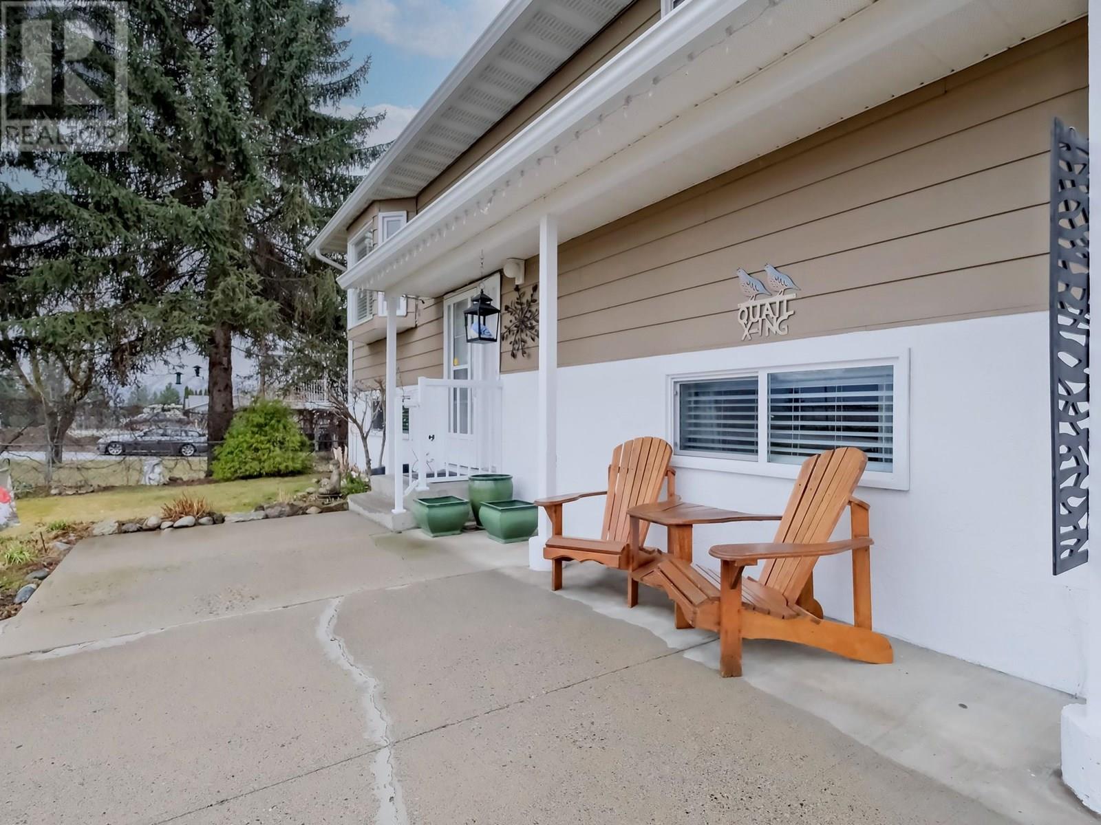  5882 Victoria Street, Peachland