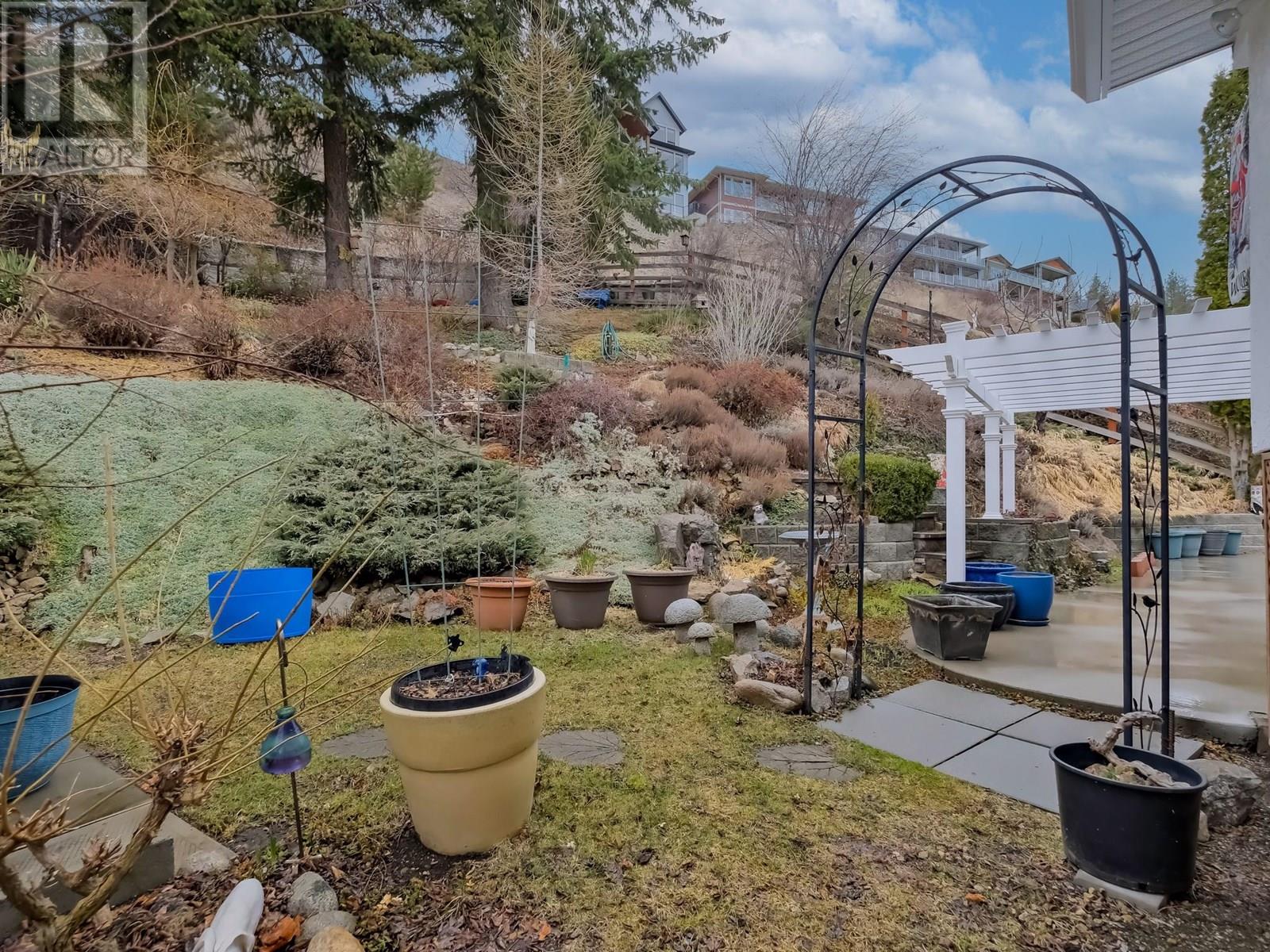  5882 Victoria Street, Peachland