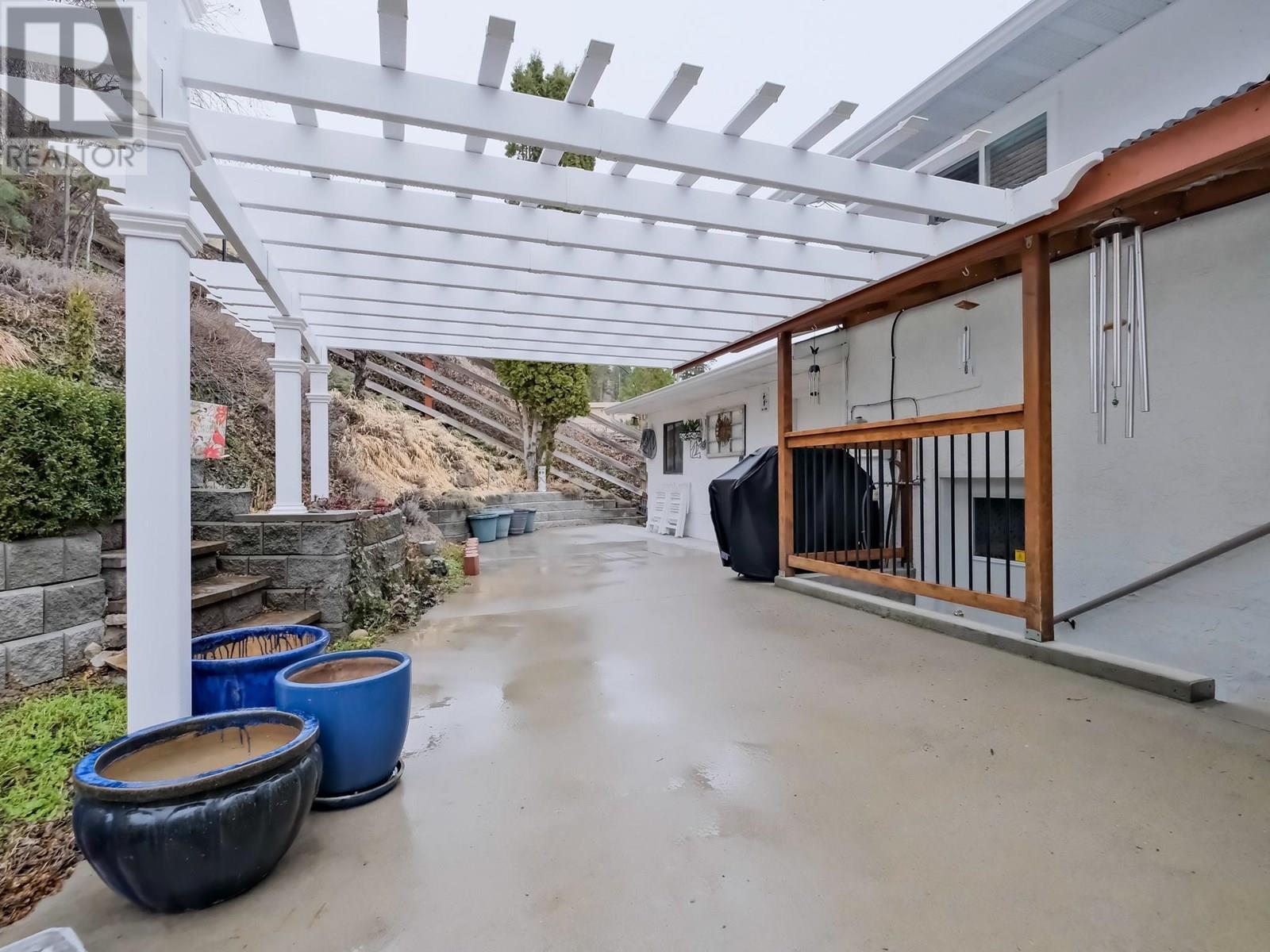  5882 Victoria Street, Peachland