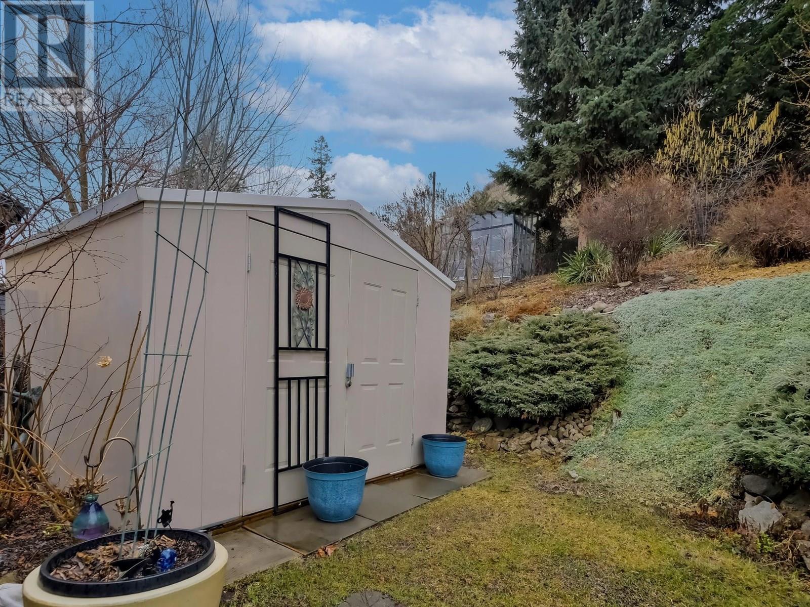  5882 Victoria Street, Peachland