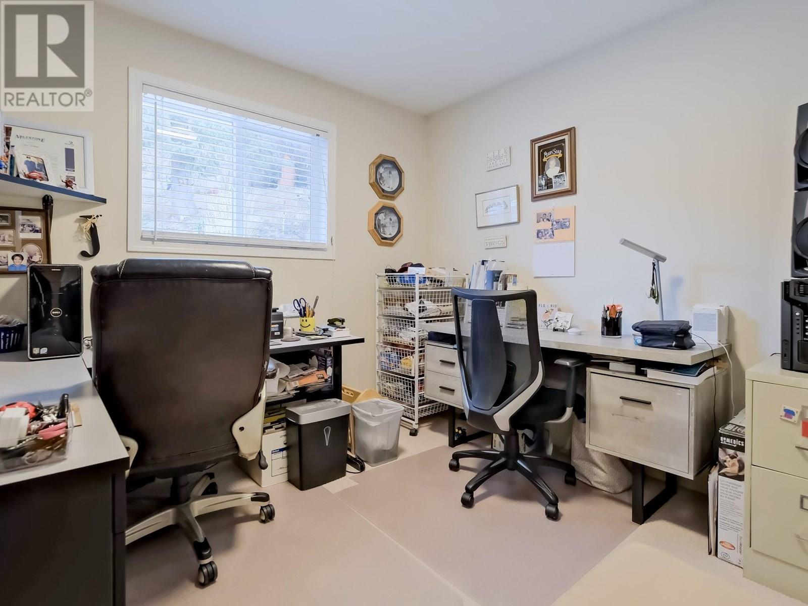  5882 Victoria Street, Peachland