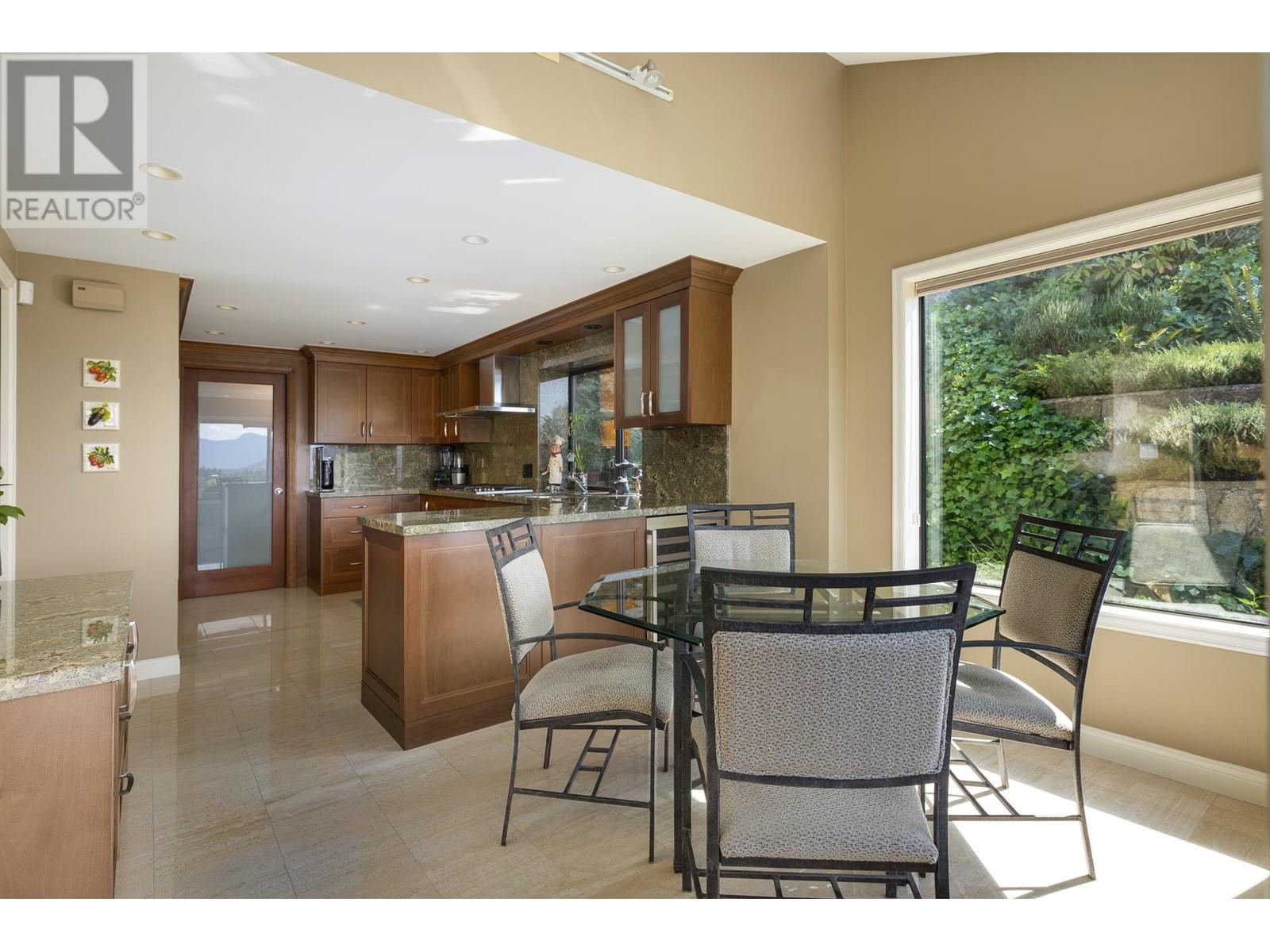 5267 ASPEN DRIVE, West Vancouver