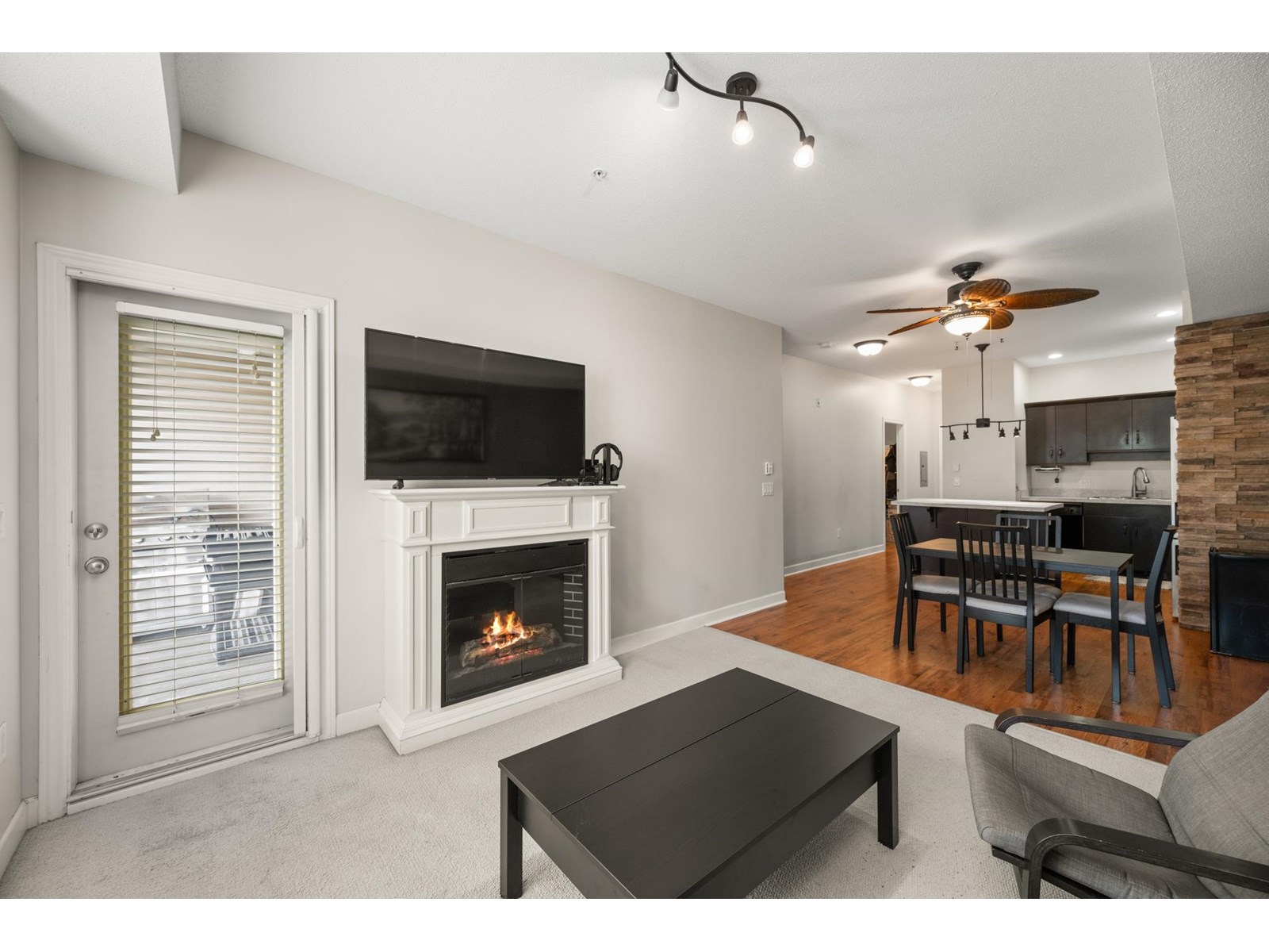 Photo 17 of 203 20281 53 A Avenue, Langley BC