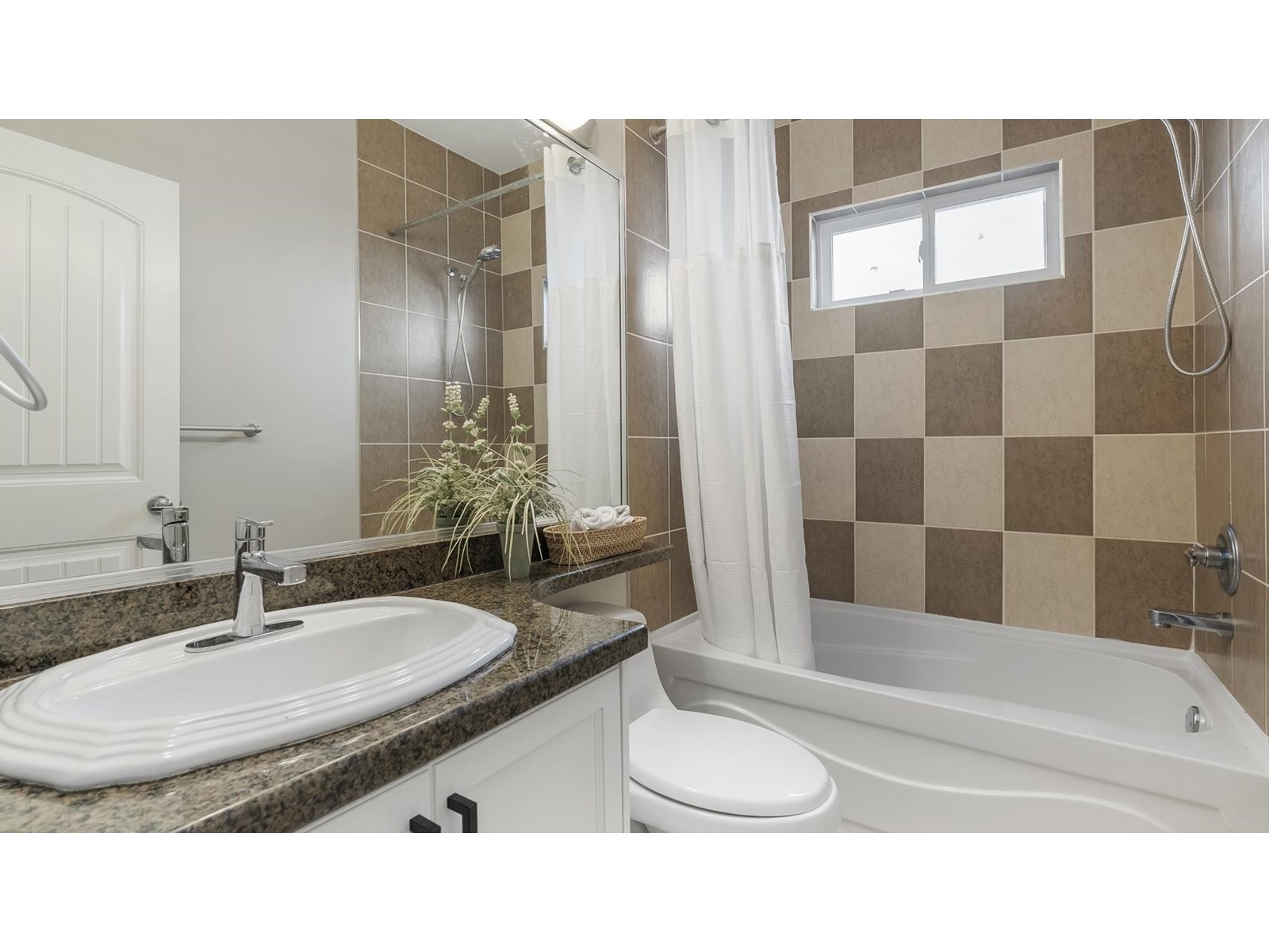 Photo 14 of 7079 190 Street, Surrey BC