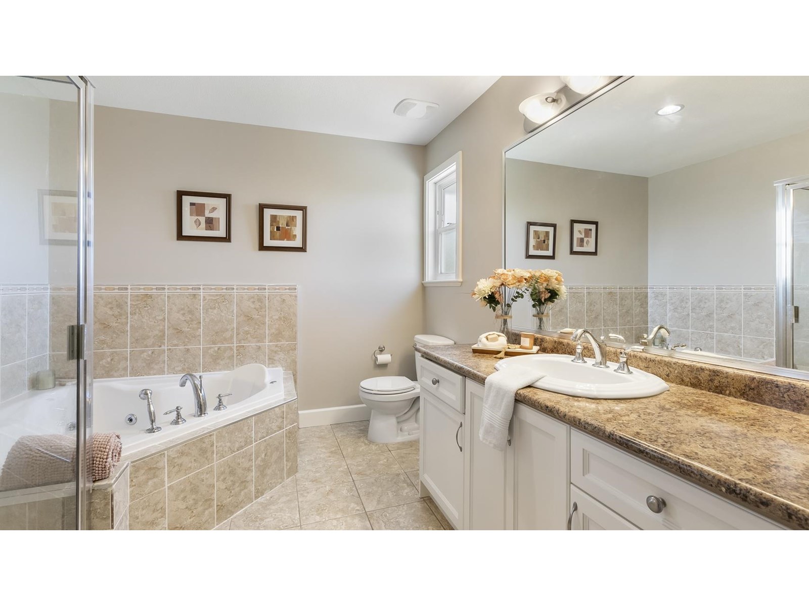 Photo 18 of 7079 190 Street, Surrey BC