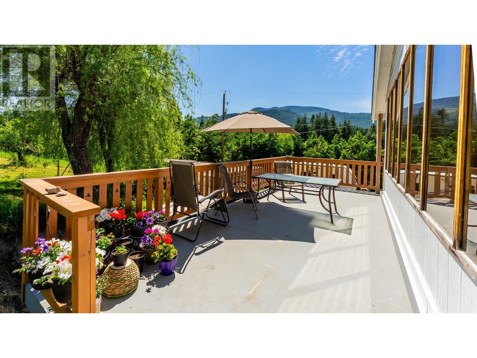  3660 63 Street Southeast, Salmon Arm