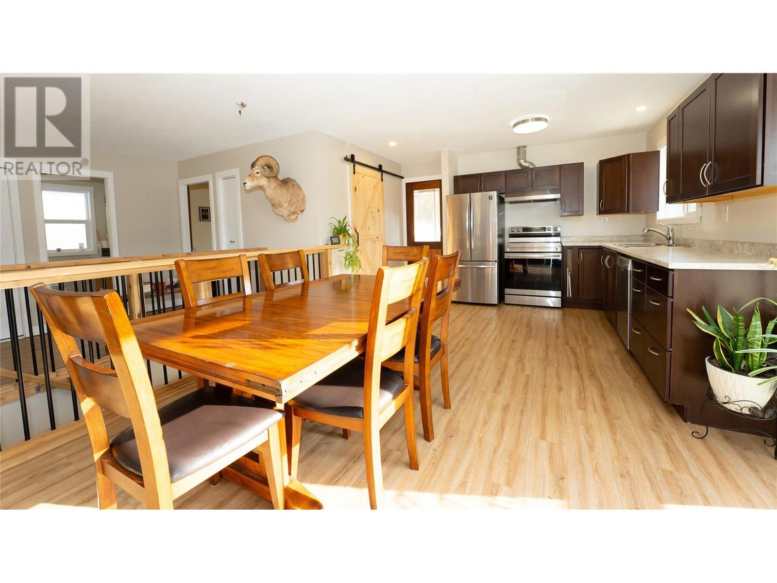  3660 63 Street Southeast, Salmon Arm