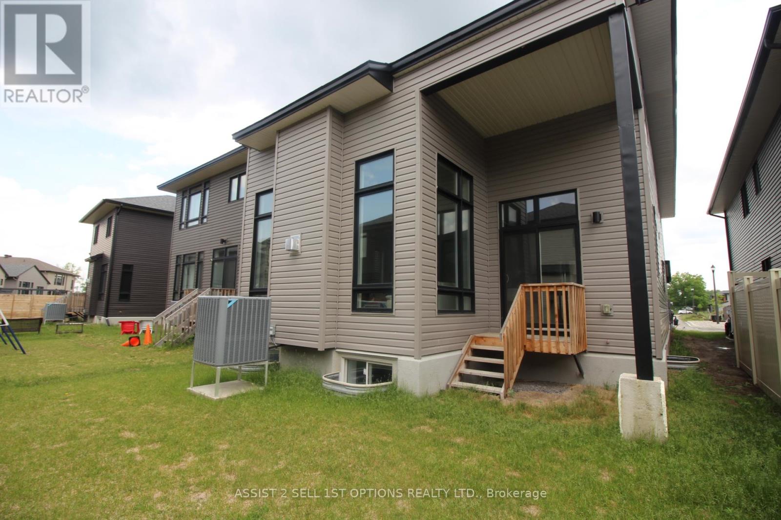 Photo 30 of 306 Whitham Crescent, North Grenville ON
