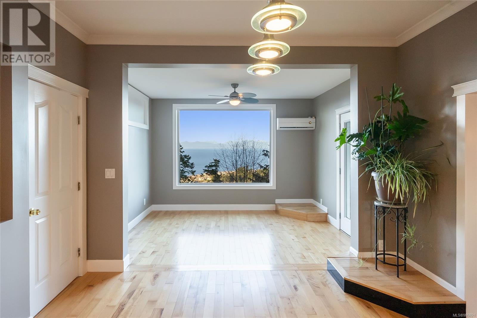 5060 Lost Lake Rd, Nanaimo real estate listing 985021