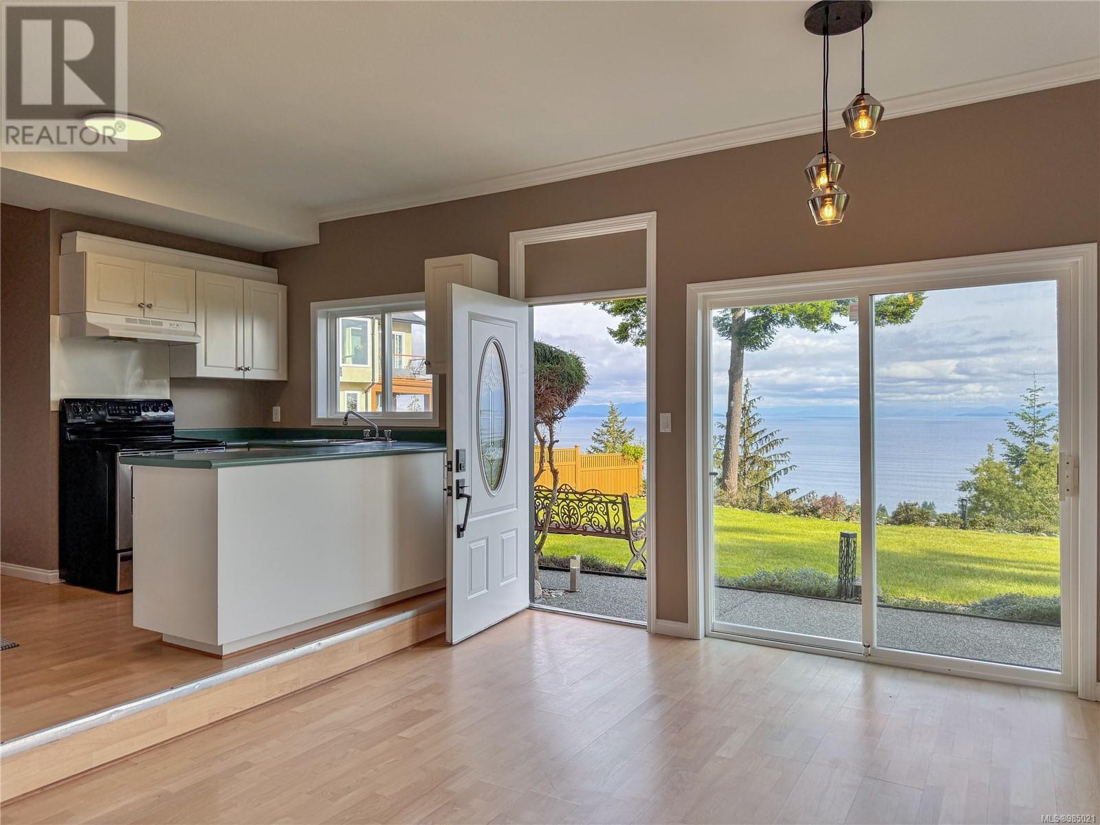 5060 Lost Lake Rd, Nanaimo real estate listing 985021