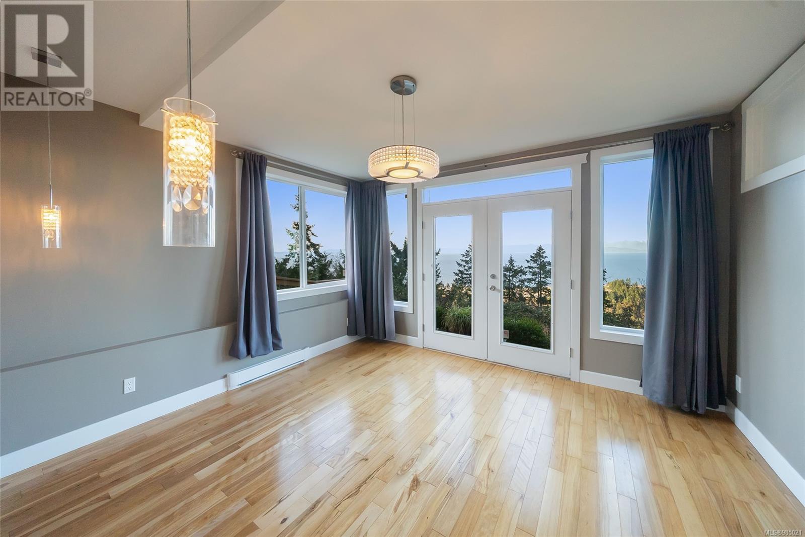 5060 Lost Lake Rd, Nanaimo real estate listing 985021