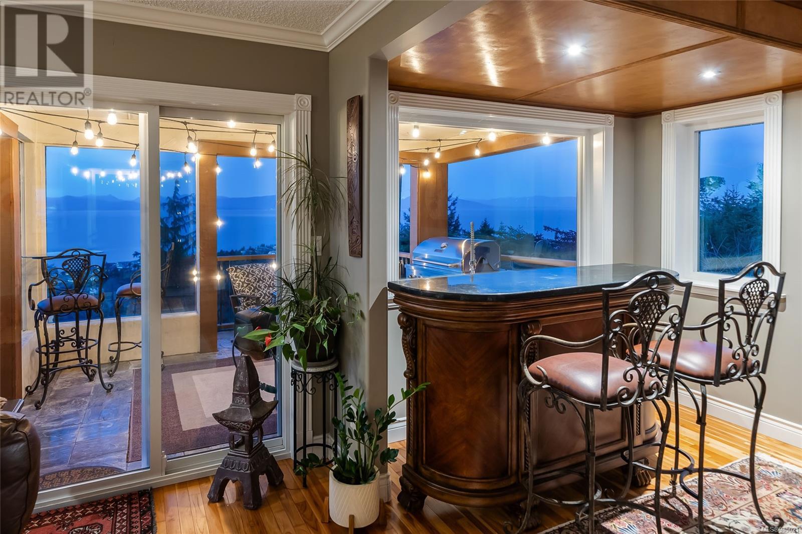 5060 Lost Lake Rd, Nanaimo real estate listing 985021