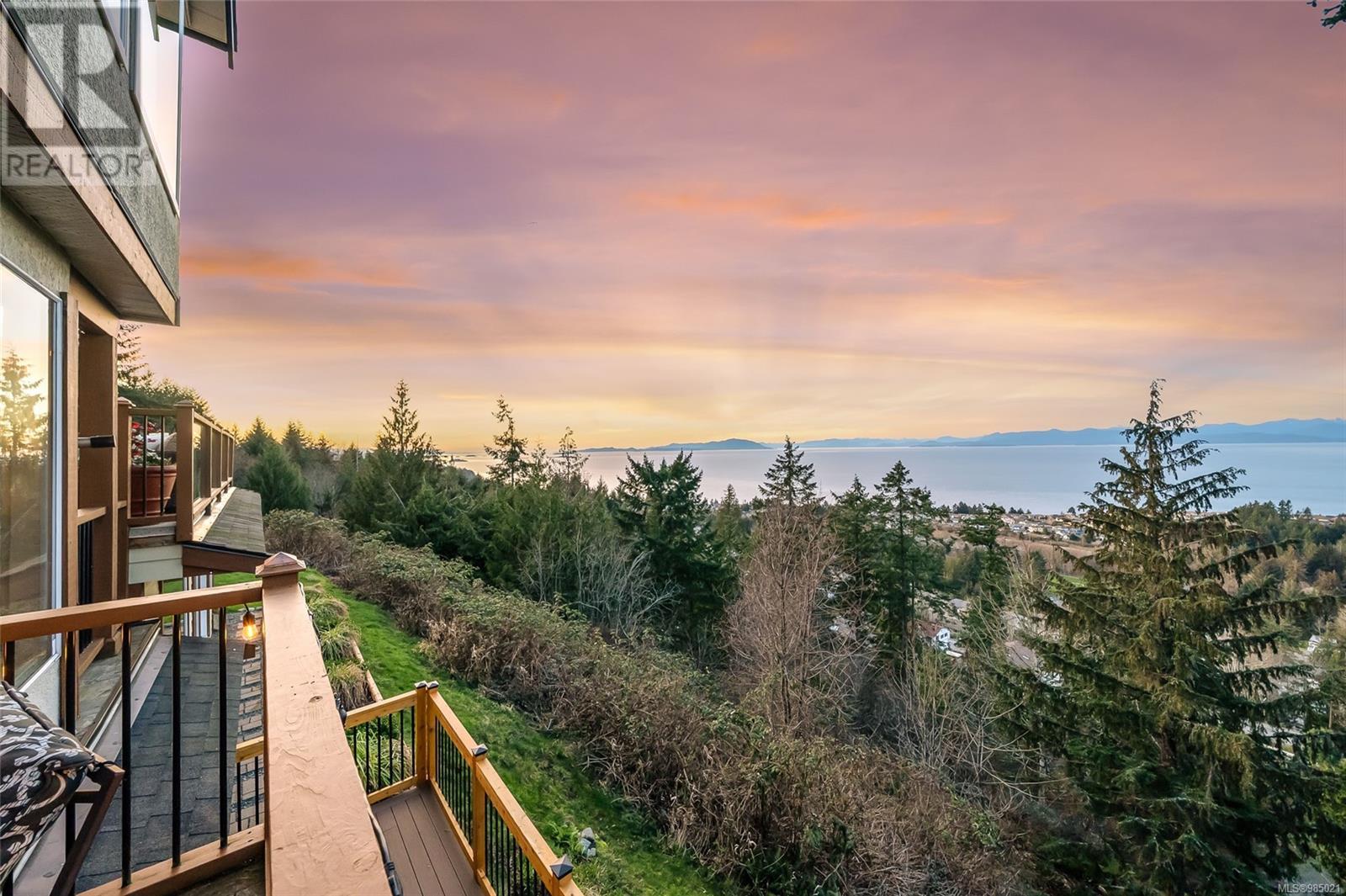5060 Lost Lake Rd, Nanaimo real estate listing 985021