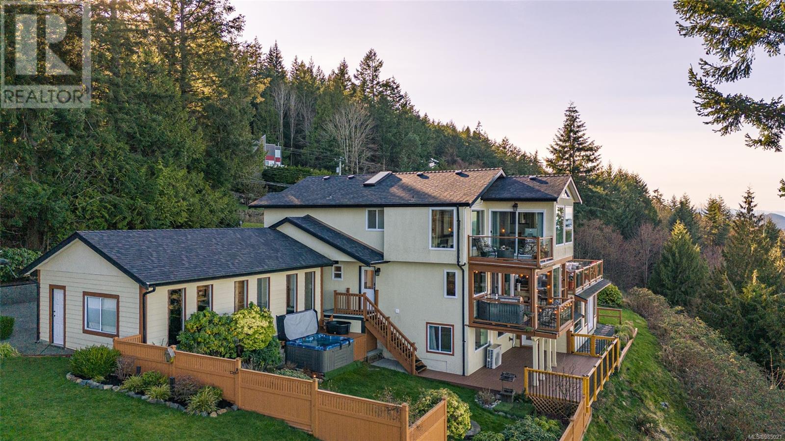 5060 Lost Lake Rd, Nanaimo real estate listing 985021