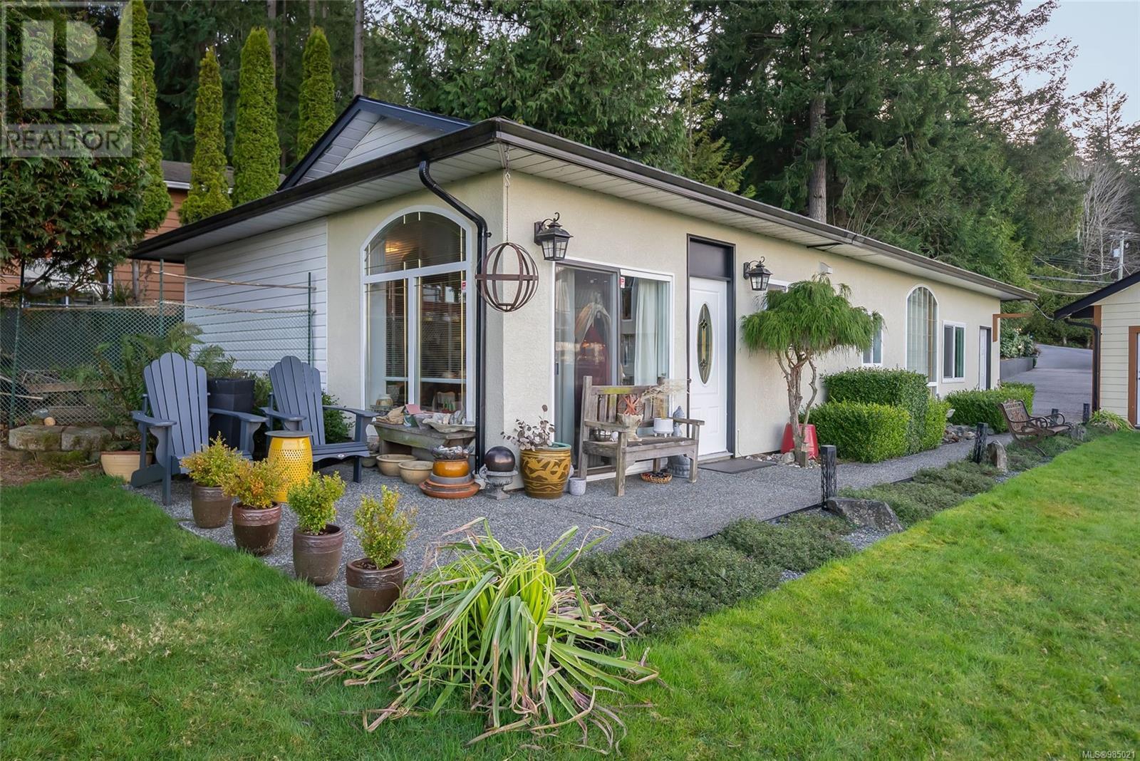 5060 Lost Lake Rd, Nanaimo real estate listing 985021