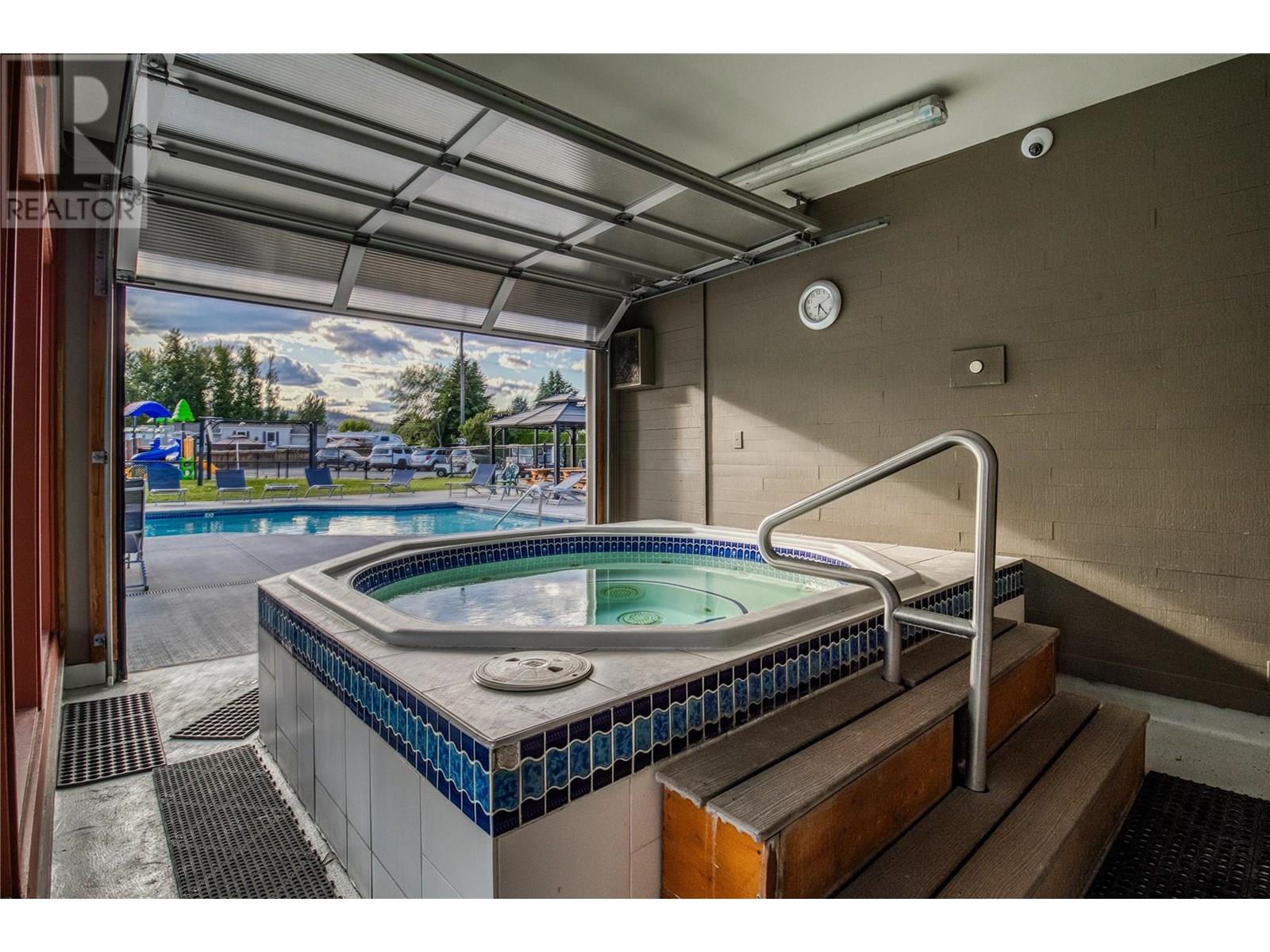 3303 415 Commonwealth Road, Kelowna