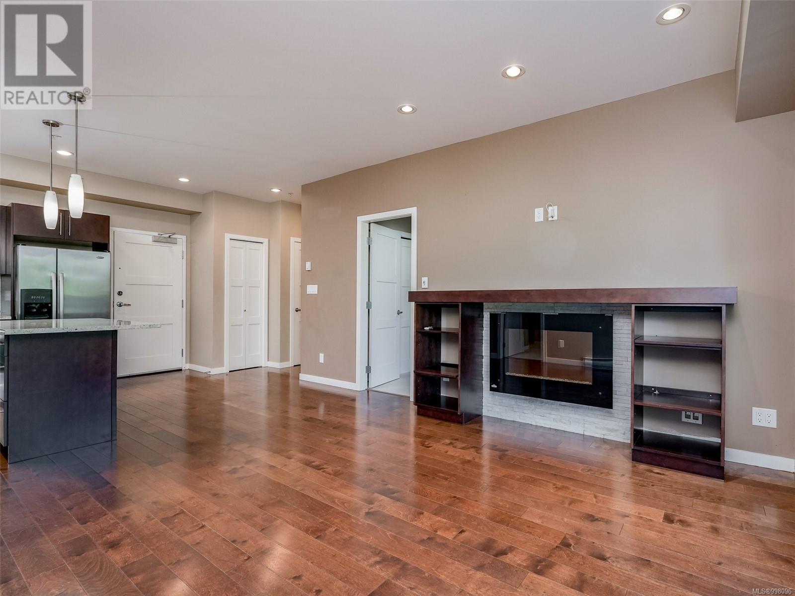 Photo 9 of 305 6591 Lincroft Rd, Sooke BC
