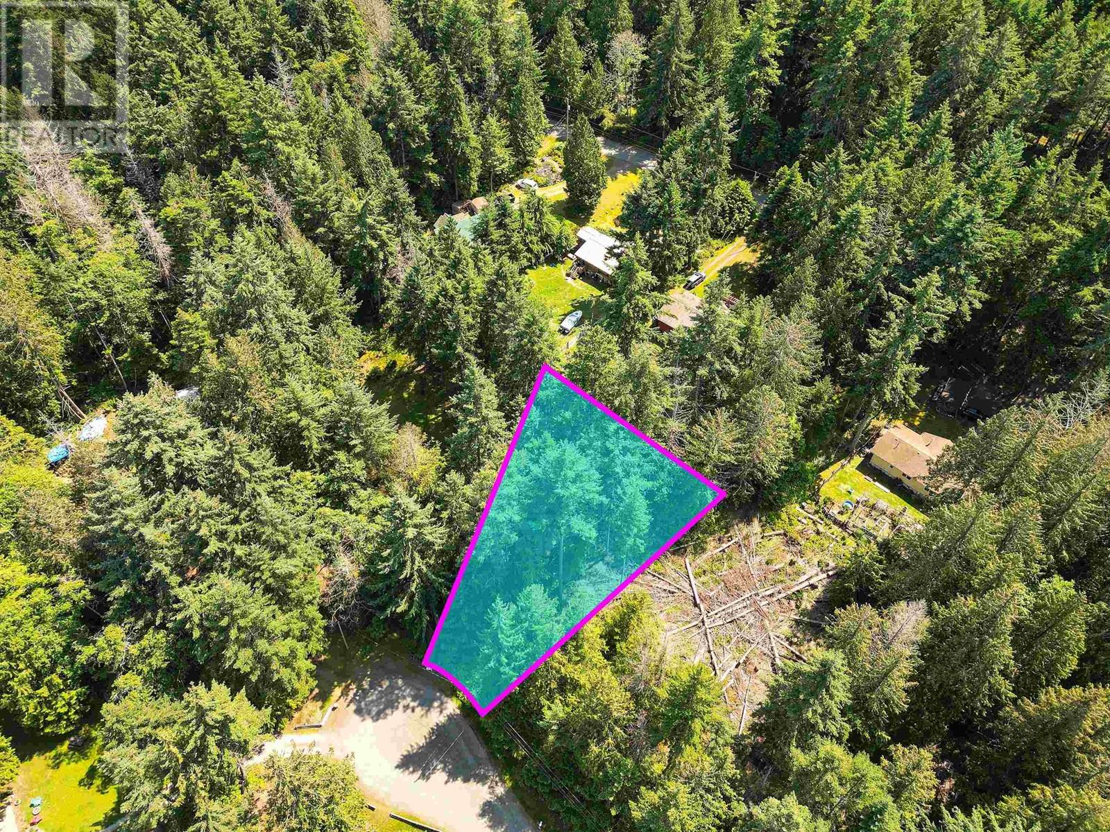 568 AYA REACH ROAD, Mayne Island