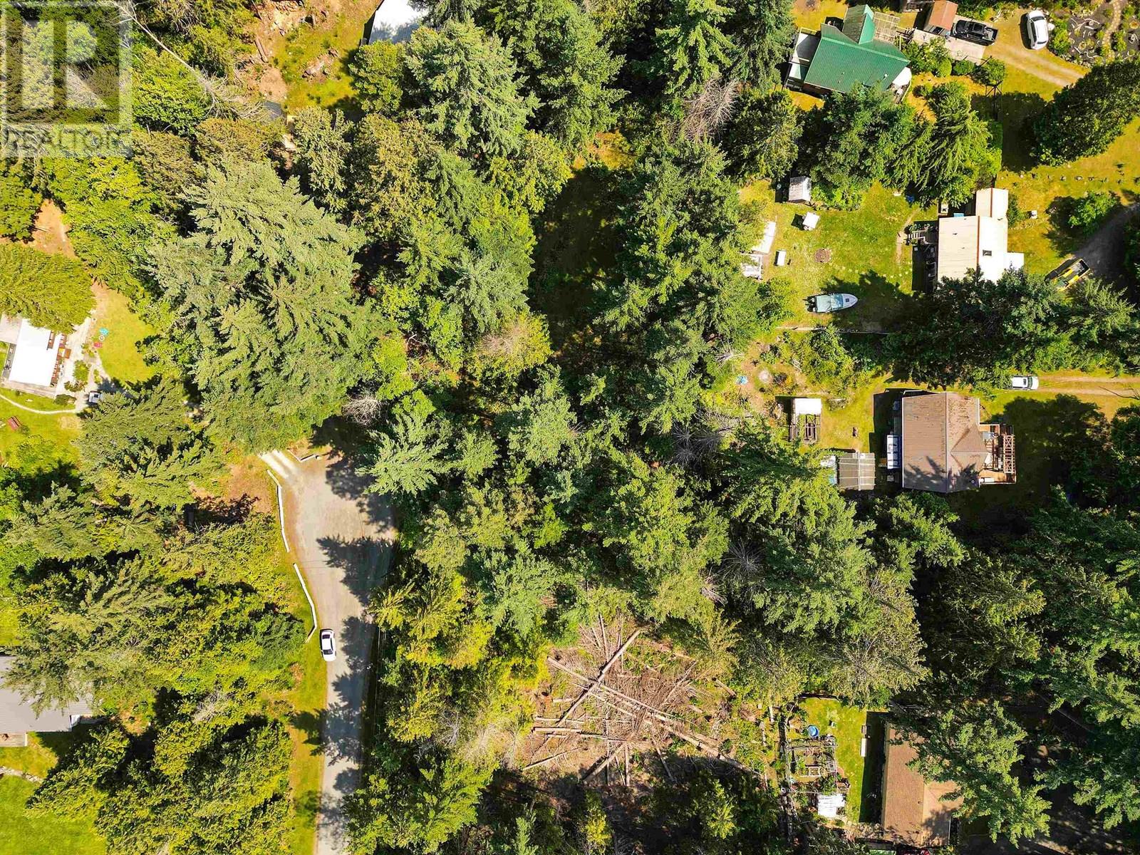 568 AYA REACH ROAD, Mayne Island