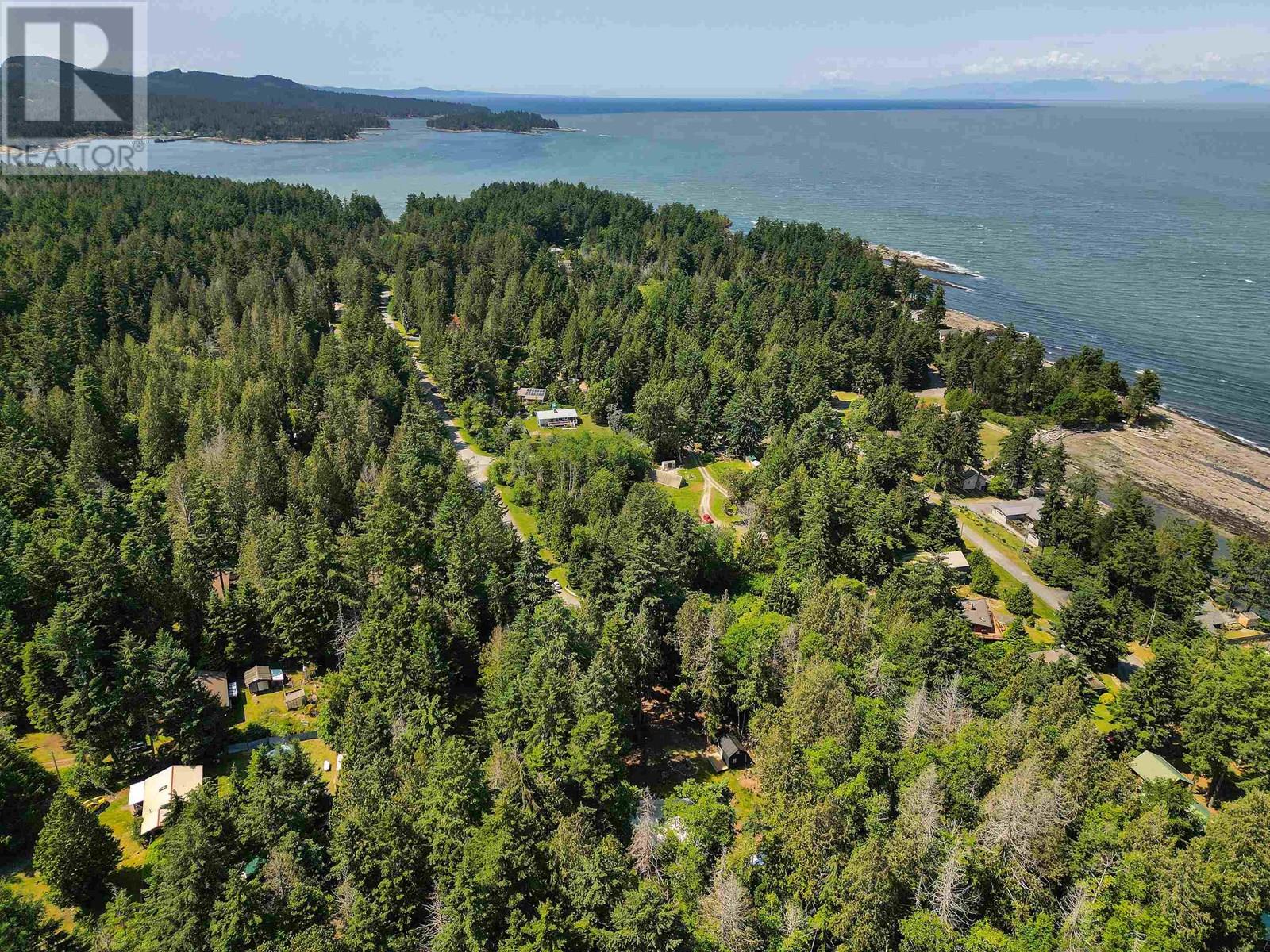 568 AYA REACH ROAD, Mayne Island