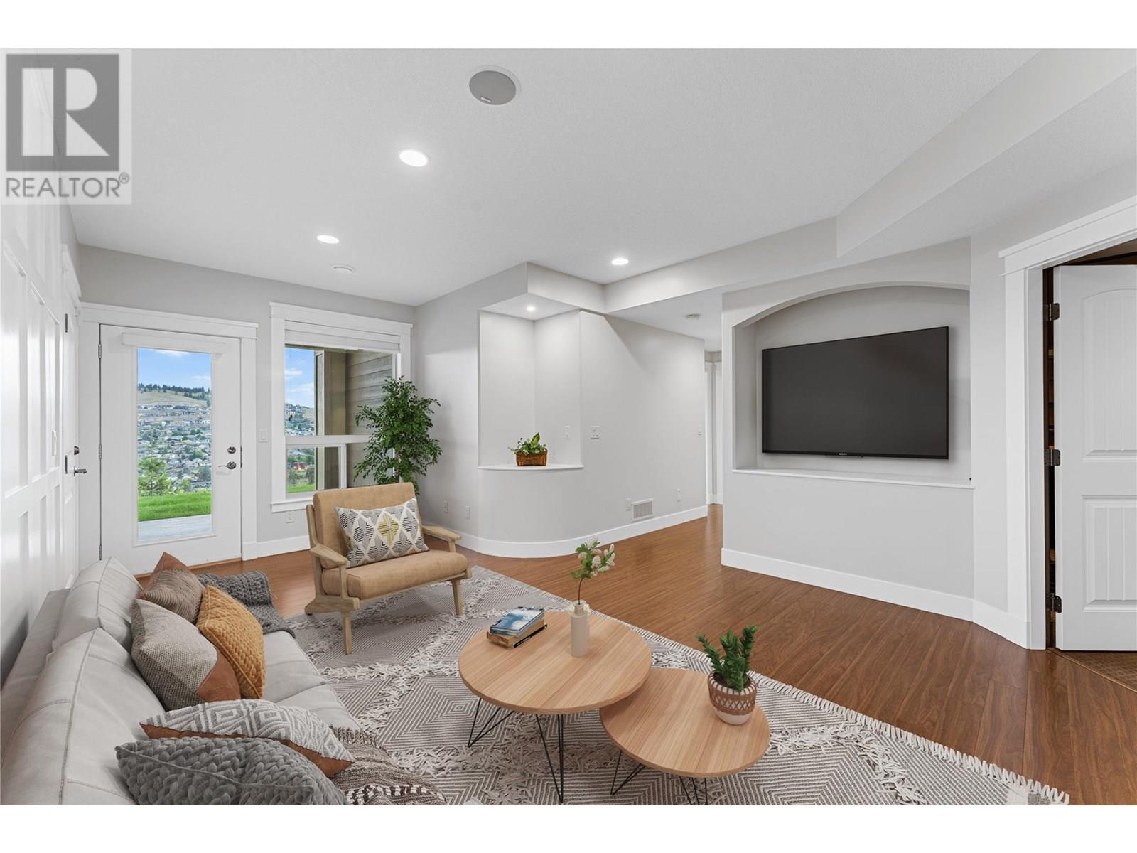  1438 Montenegro Drive, Kelowna