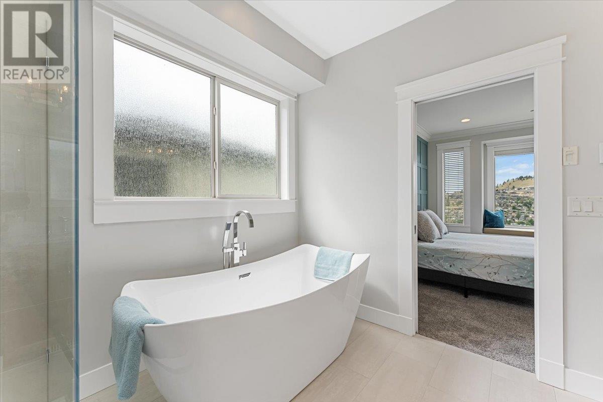  1438 Montenegro Drive, Kelowna