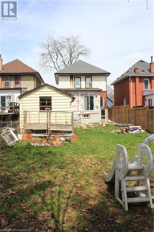 Photo 12 of 109 Arthur Street, Brantford ON