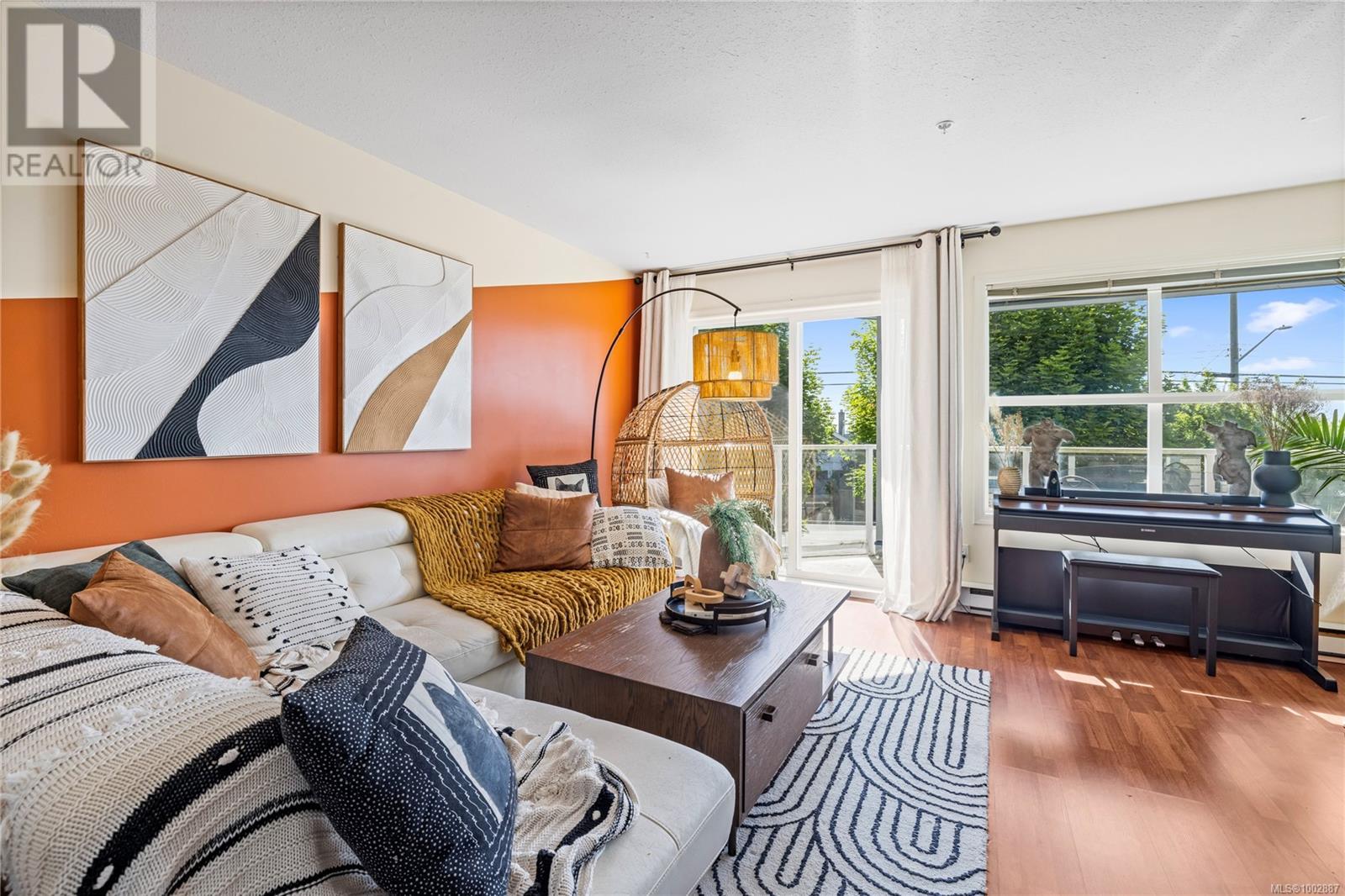 #201 650 PRIDEAUX ST - Image 12