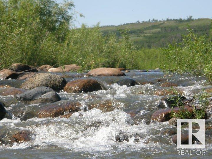 
          116 4231 Twp Rd 553
            <br/>
            <span>Heinsburg</span>
            , 
            <span>AB</span>
             <span>T0A1X0</span>
        
