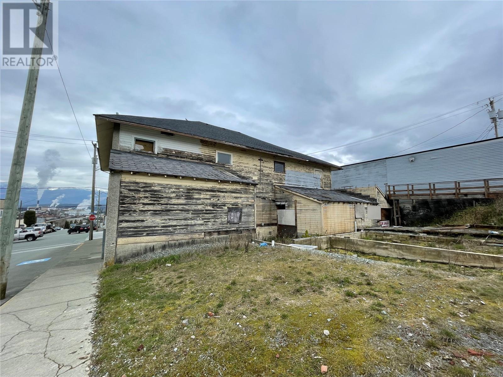 Photo 13 of 5036 Argyle St, Port Alberni BC