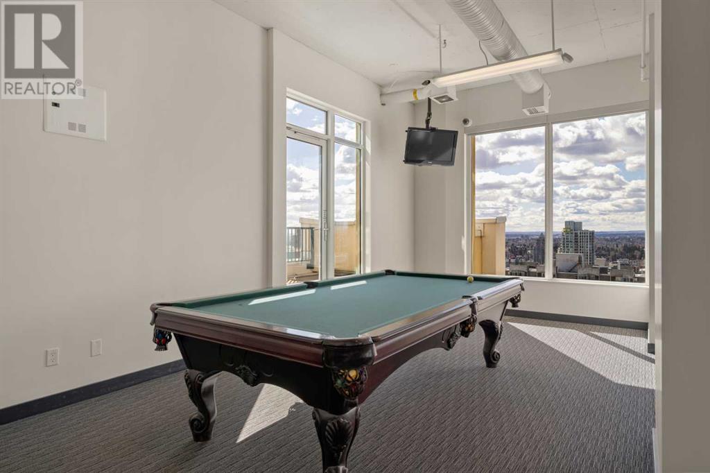 Single Family House for Sale in    Avenue SW Downtown Commercial Core Calgary 